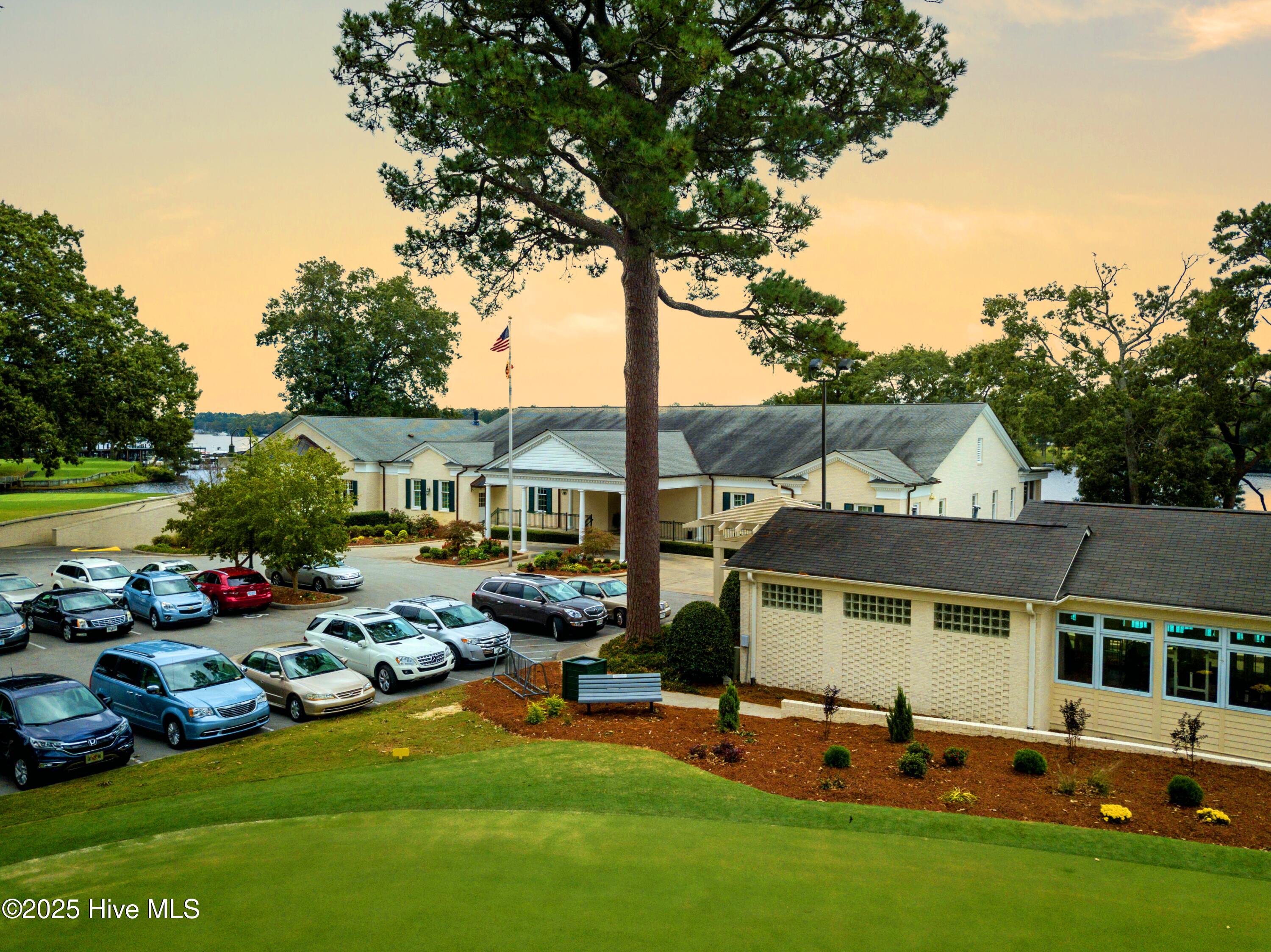 Homes for sale in Trent Woods, NC | 4503 Greenview Rd, Trent Woods, NC 28562 | MLS# 100533854