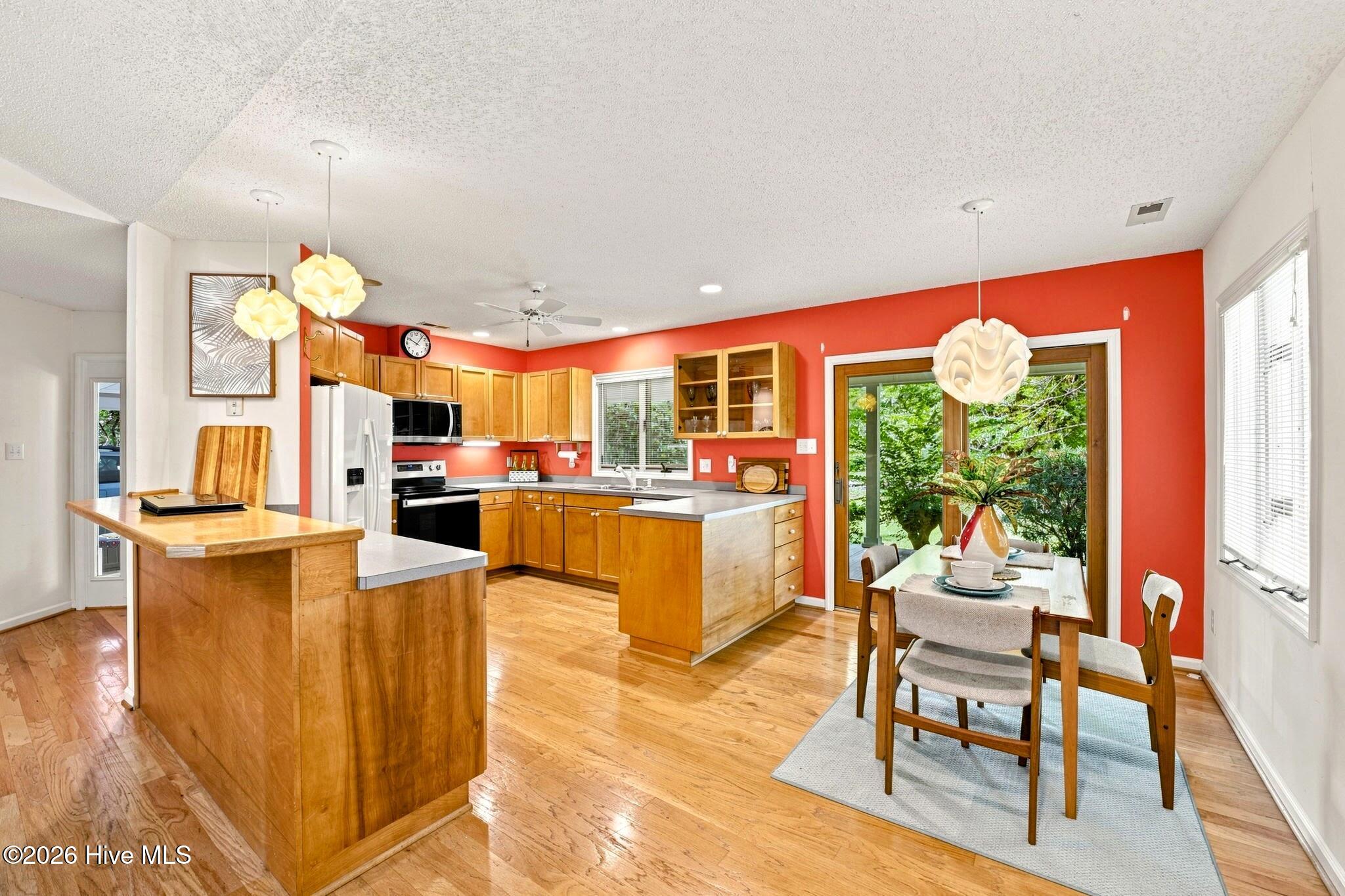 710 Orient Lane,Oriental