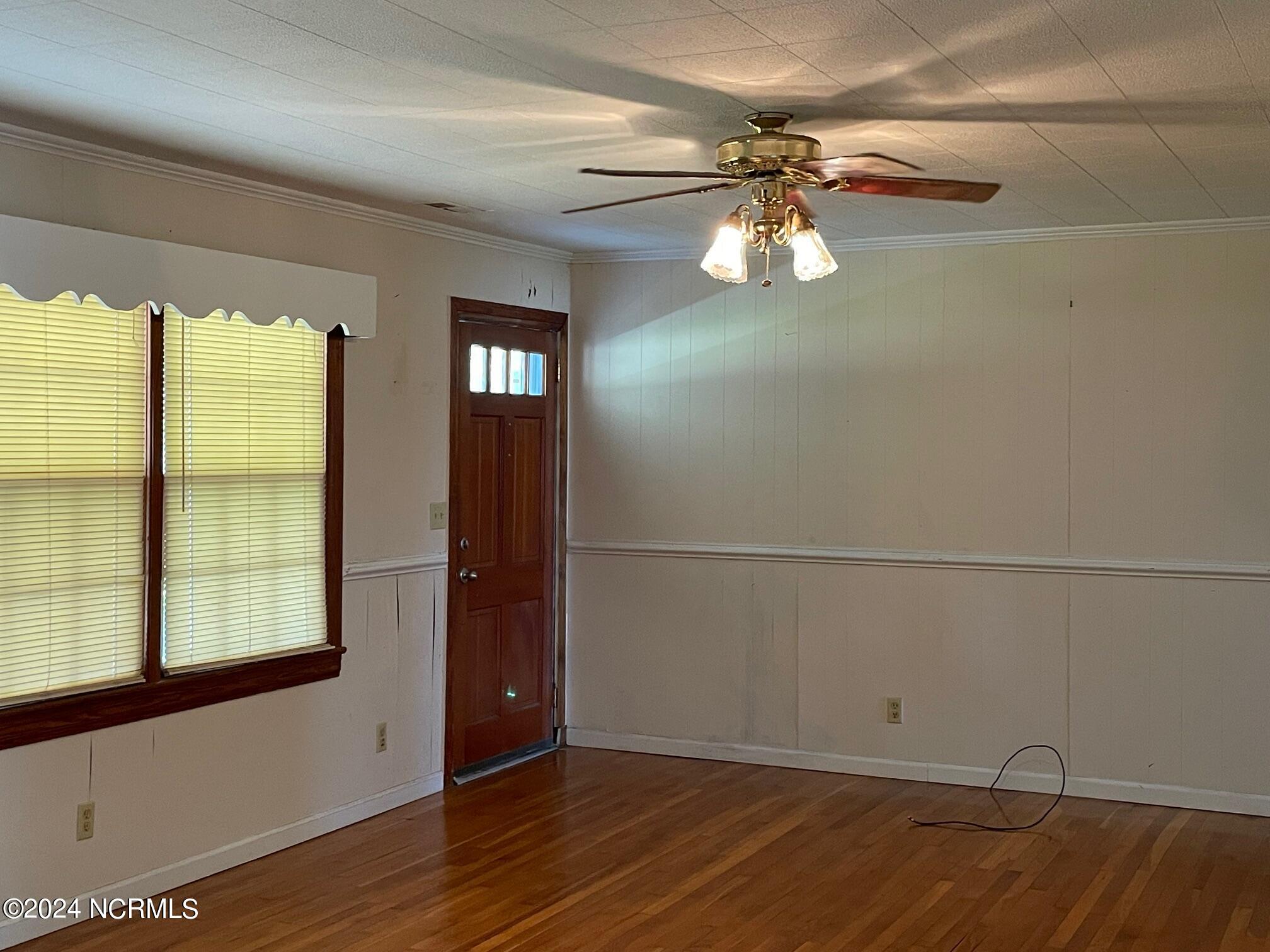 2604 Cedar Island Road,Cedar Island