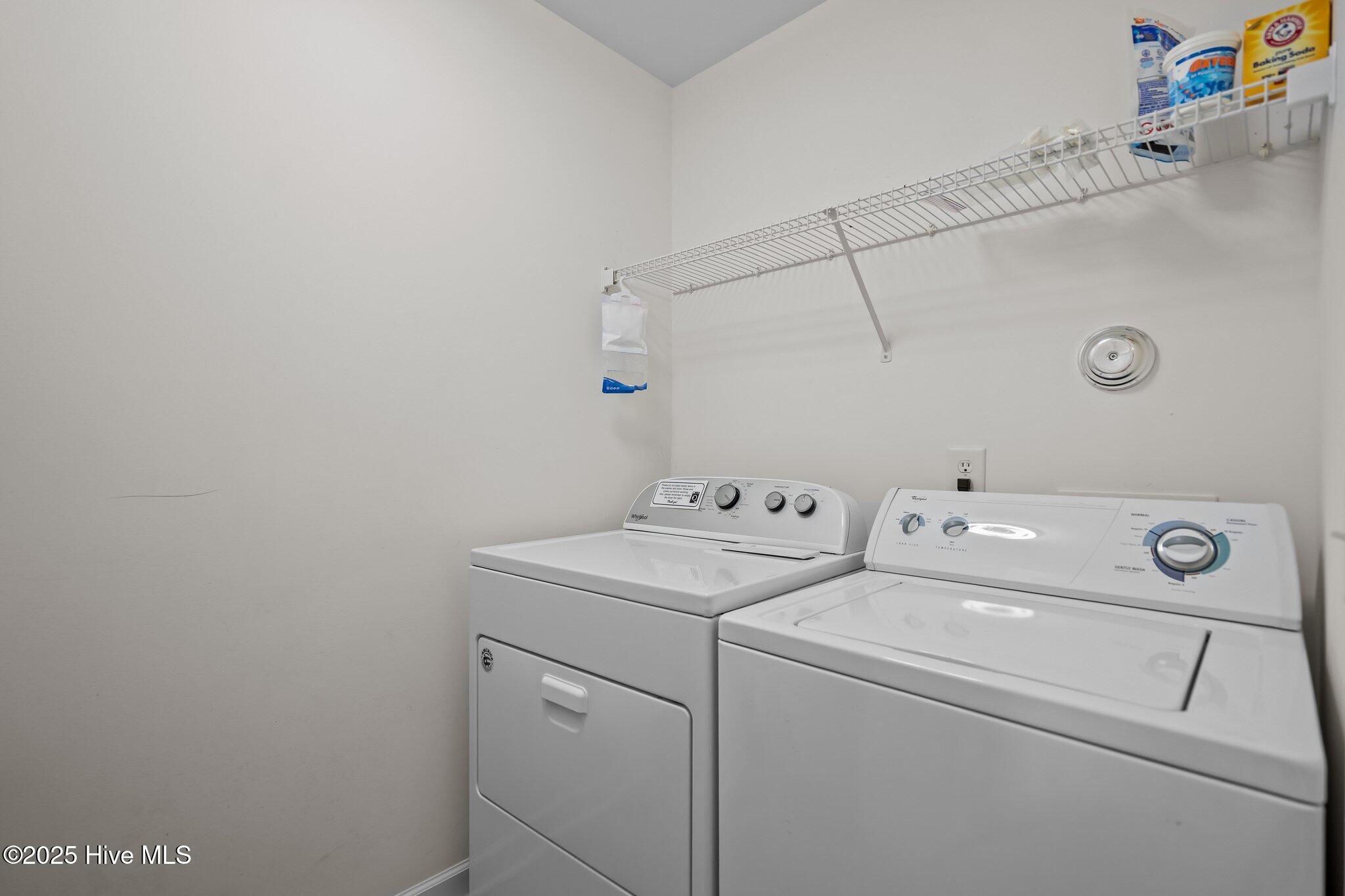 100517725 | Photo 62