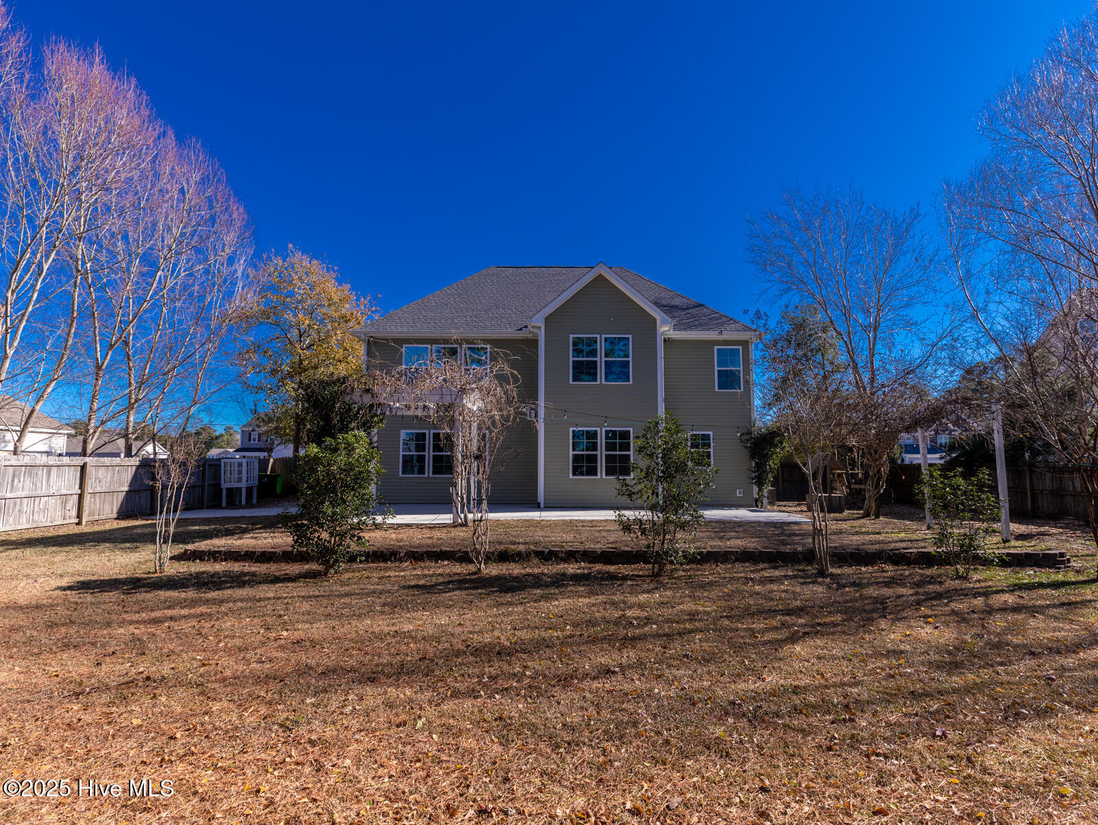 100546251 | Photo 46