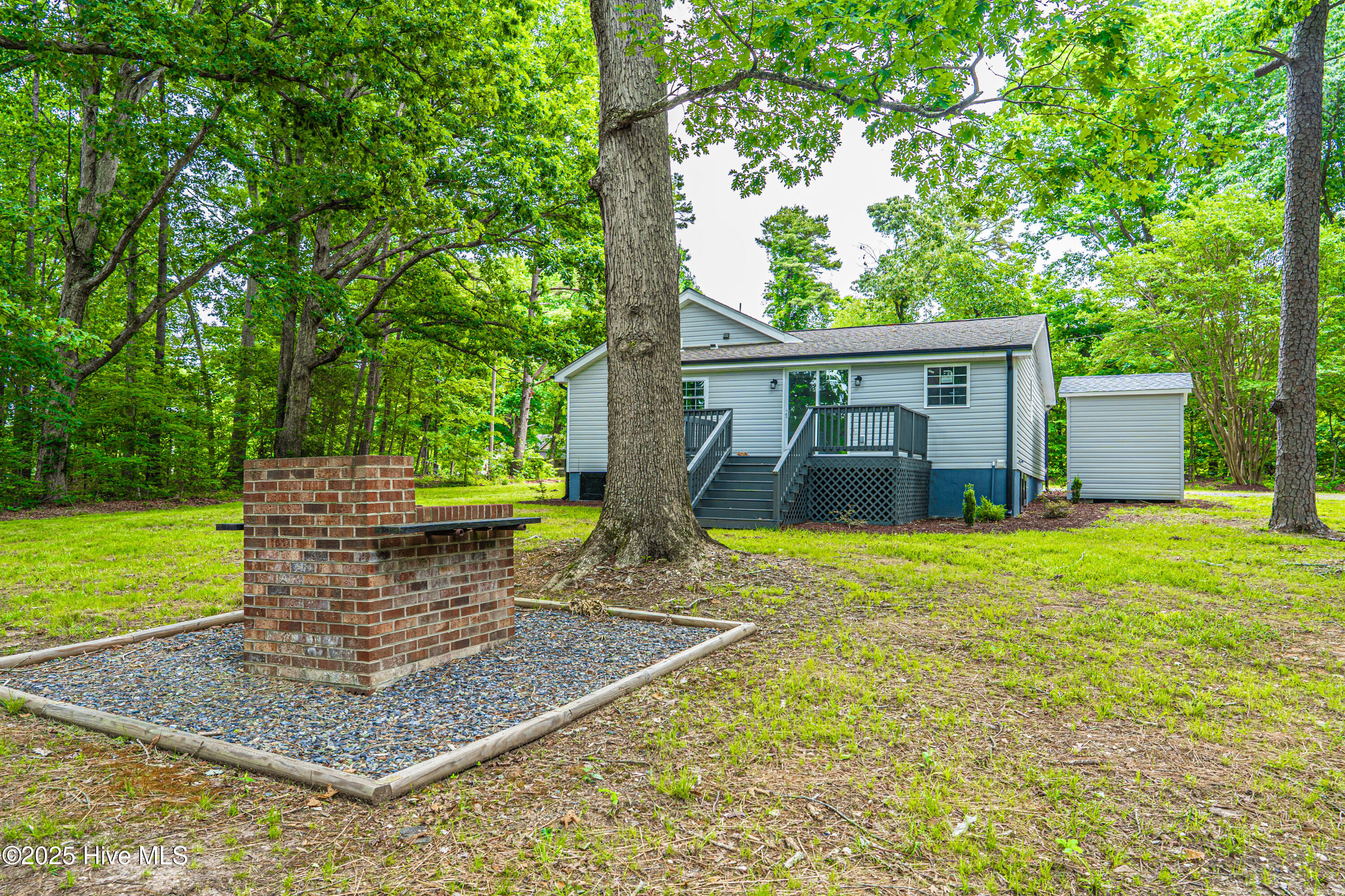 2396 Putnam Glendon Road