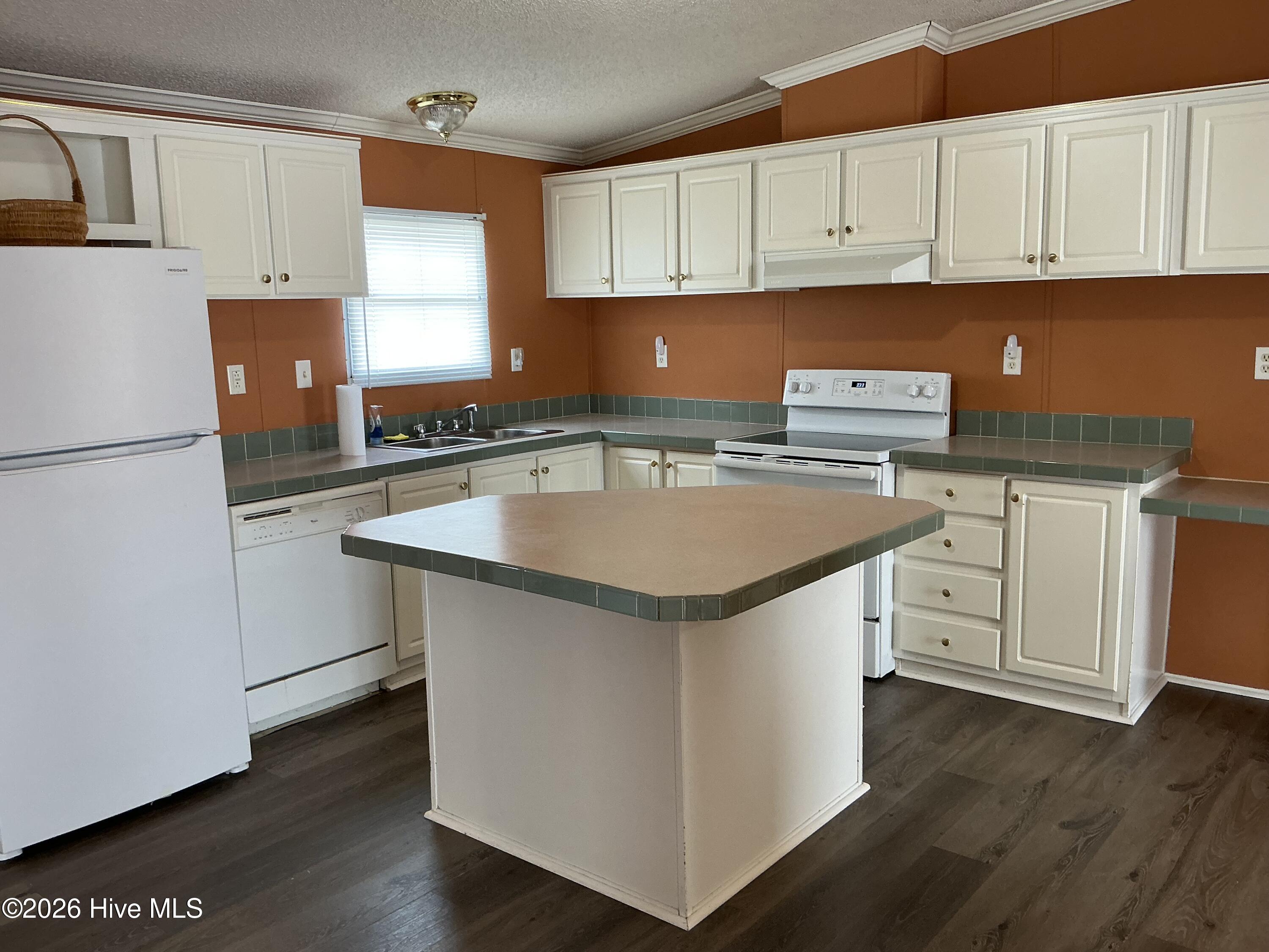 Exterior photo of 77 Maple Avenue, Elizabethtown, NC 28337. MLS: 100591807