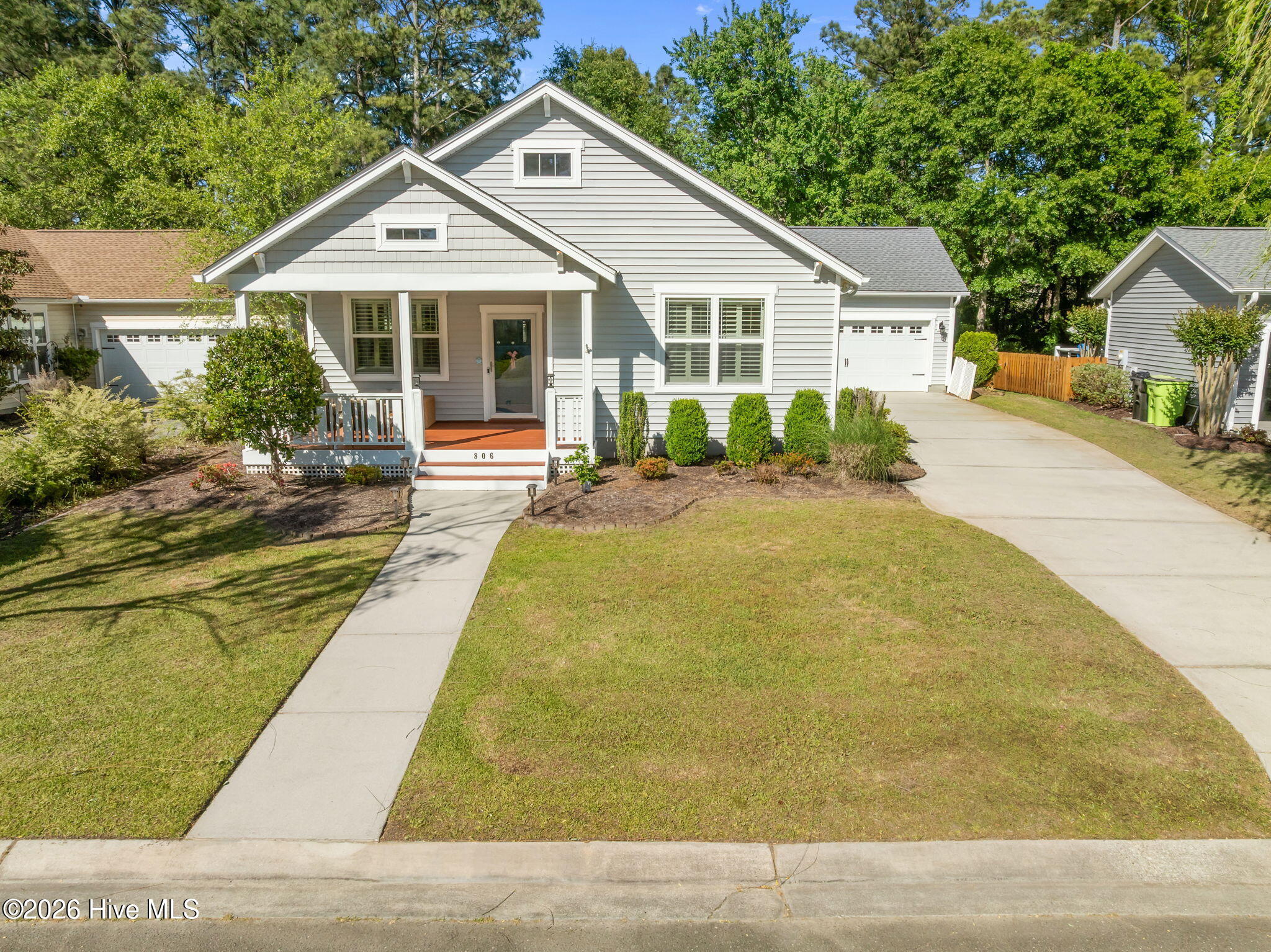 100569497 | Photo 54