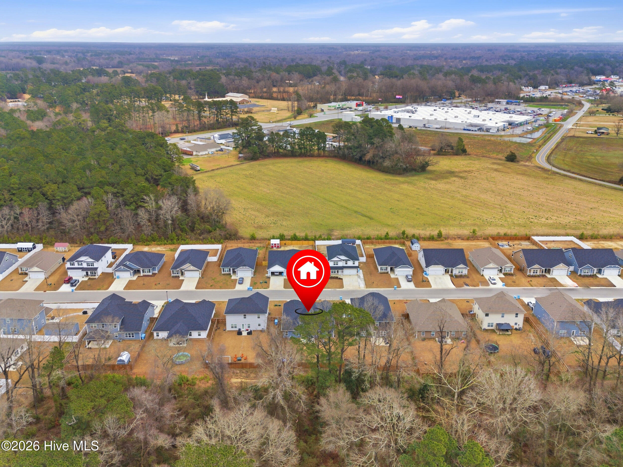 100557848 | Photo 40