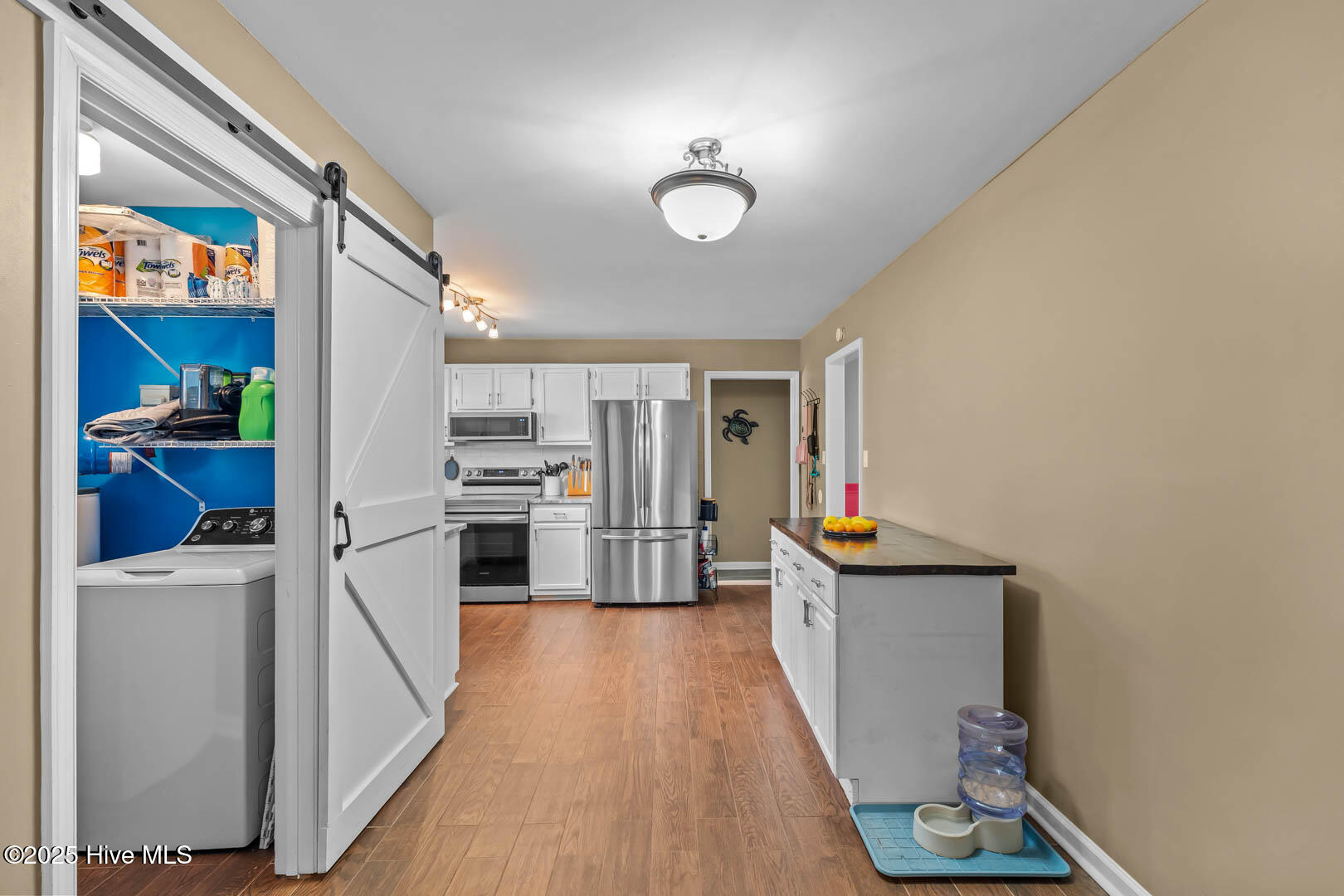 100522484 | Photo 14