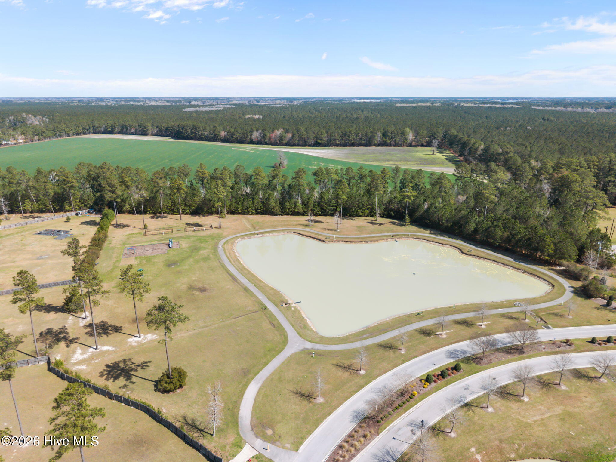 100561827 | Photo 58