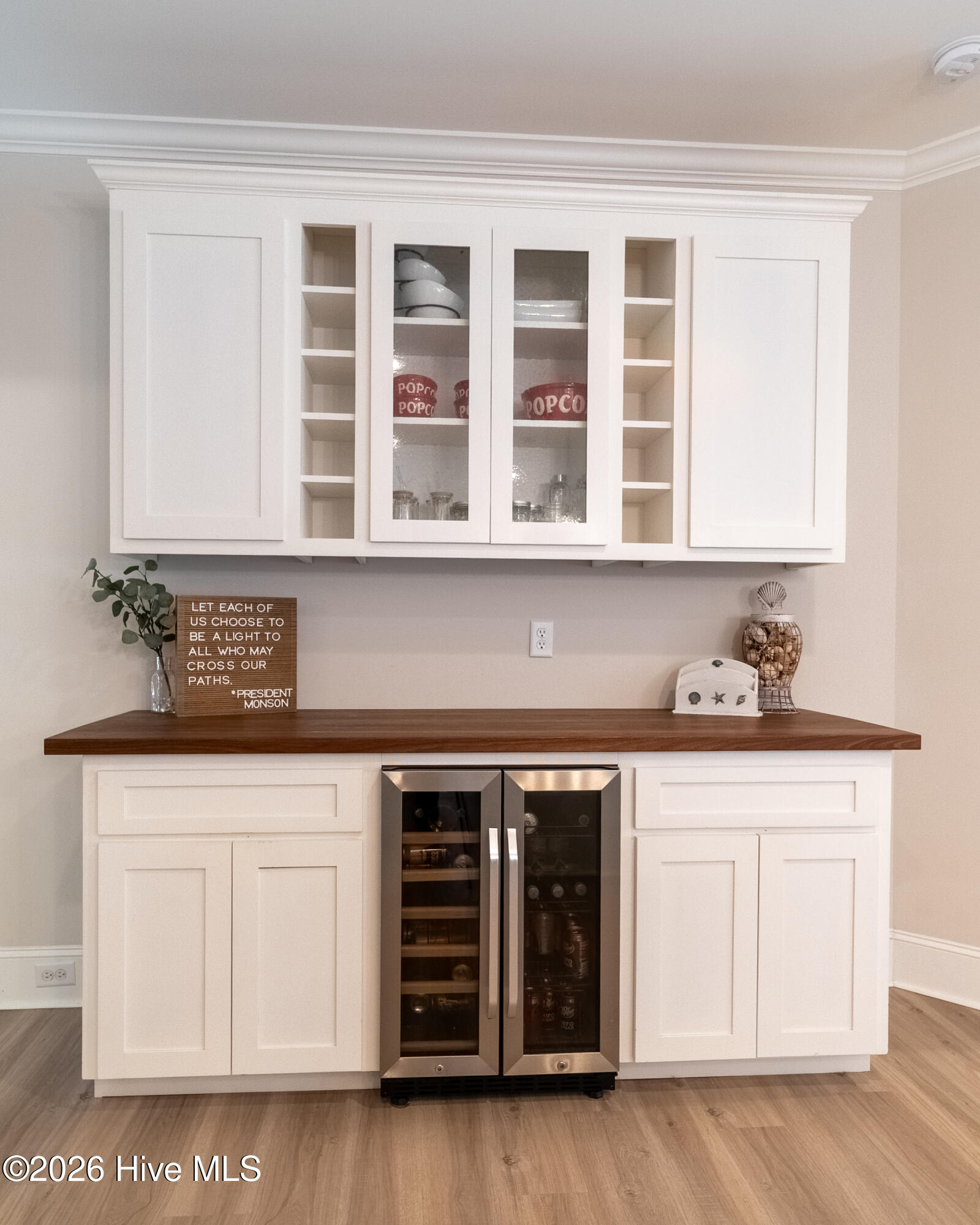 100549108 | Photo 12