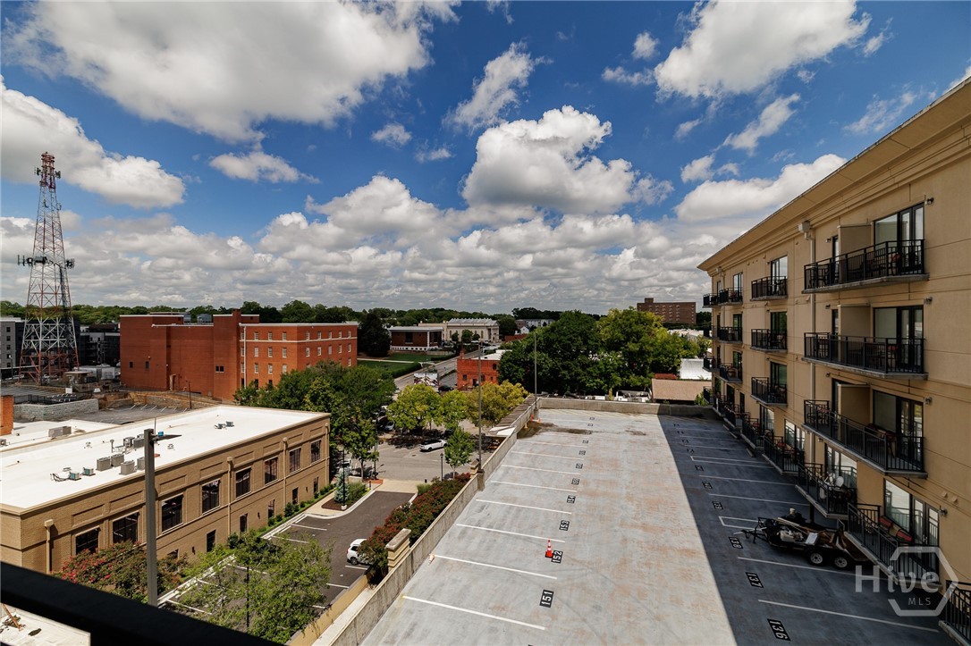 250 W Broad Street 706