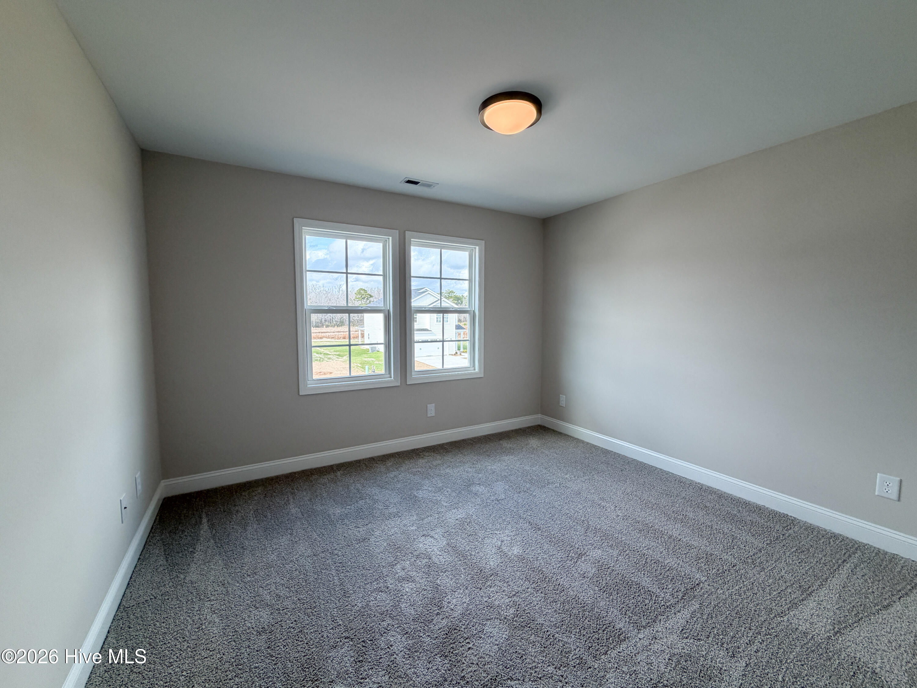 100544624 | Photo 15