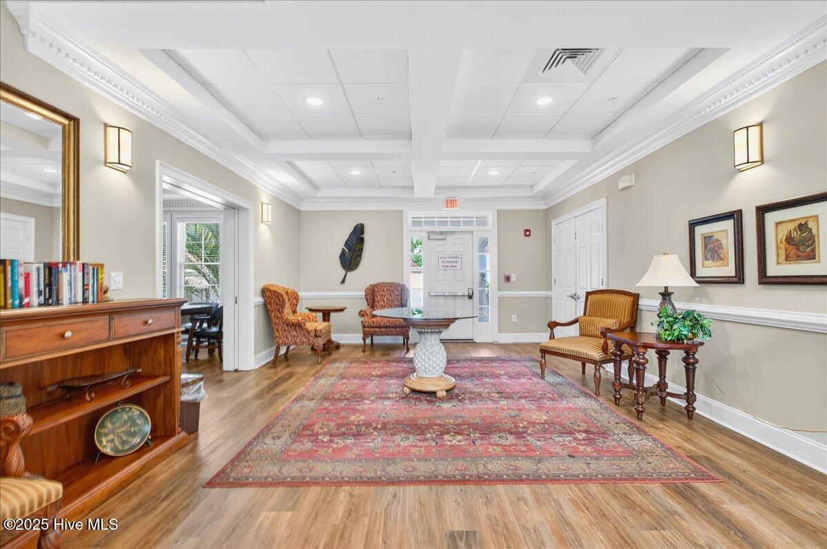 100534230 | Photo 59