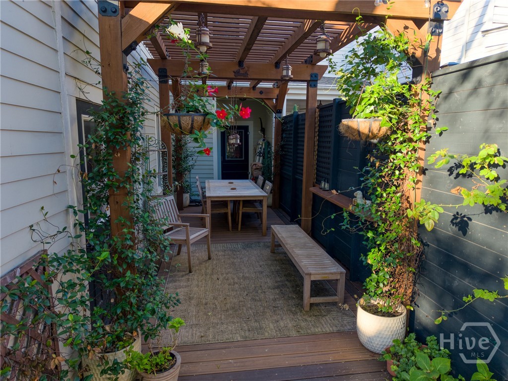 213 W Duffy Street, Savannah, GA, 31401