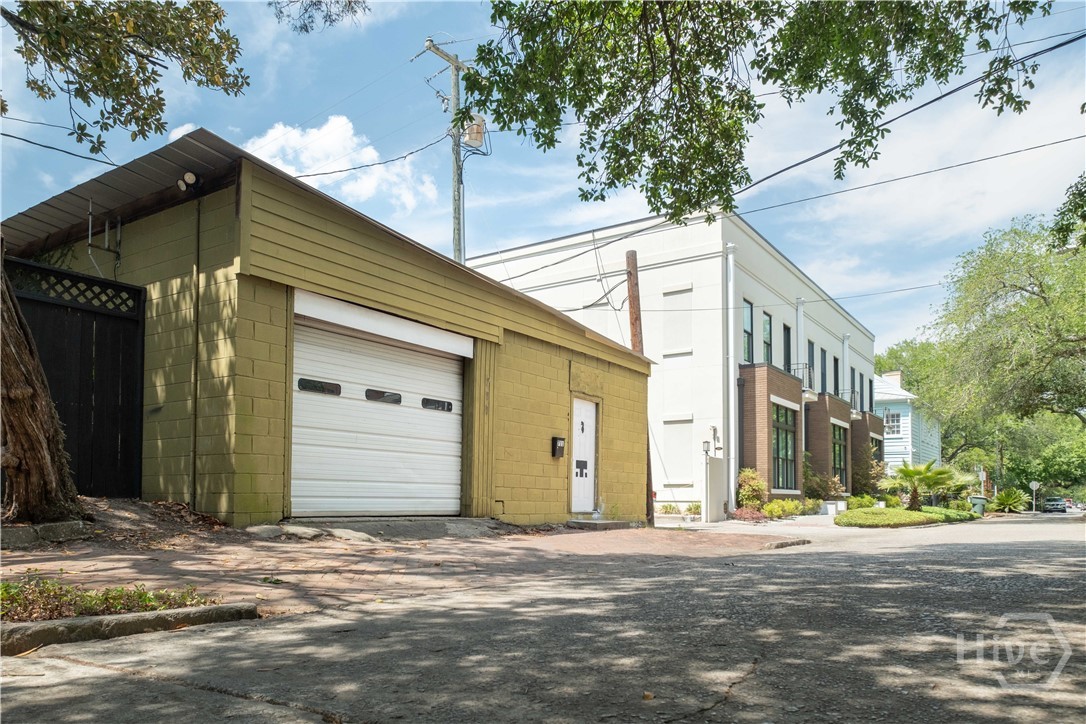 711 Tattnall Street, Savannah, GA, 31401