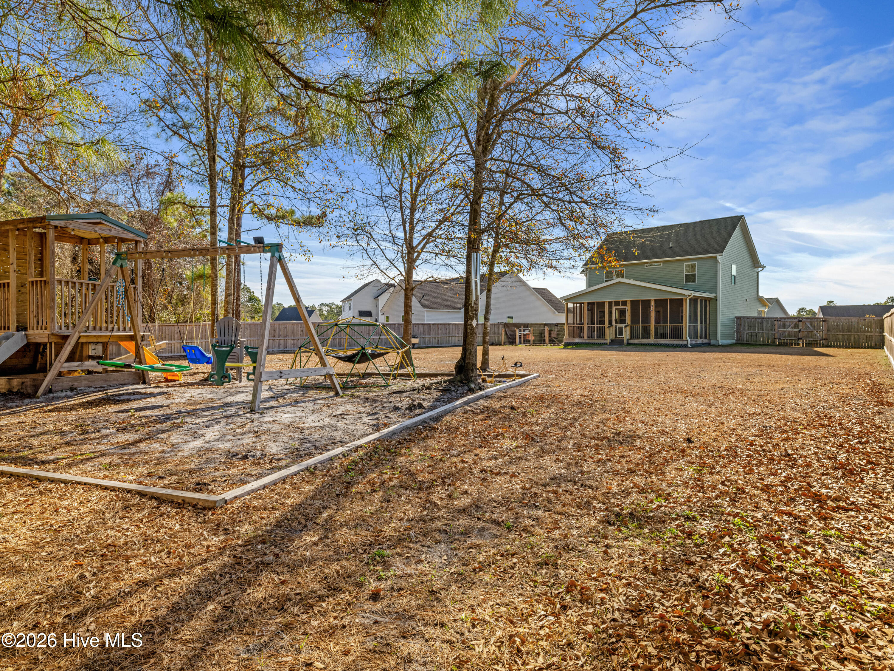 100549966 | Photo 55