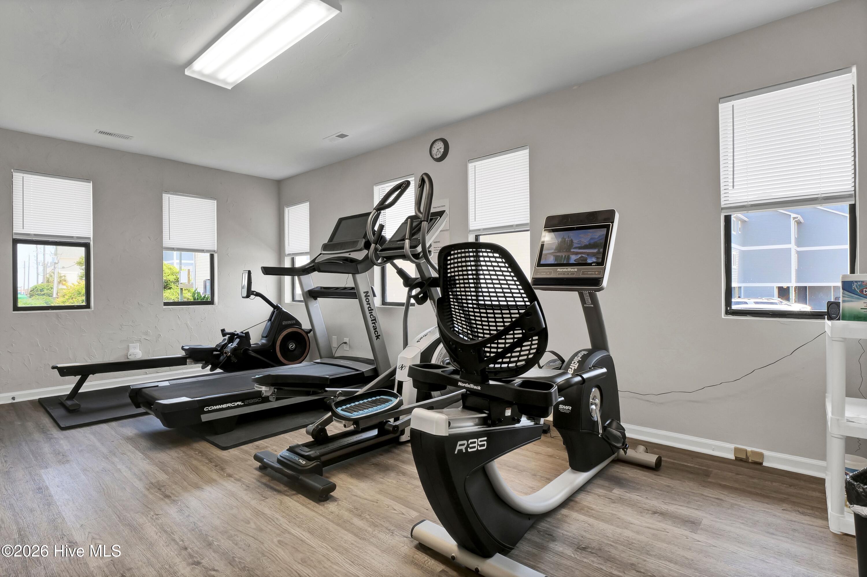 918 N New River Drive UNIT 331, Surf City, NC, 28445