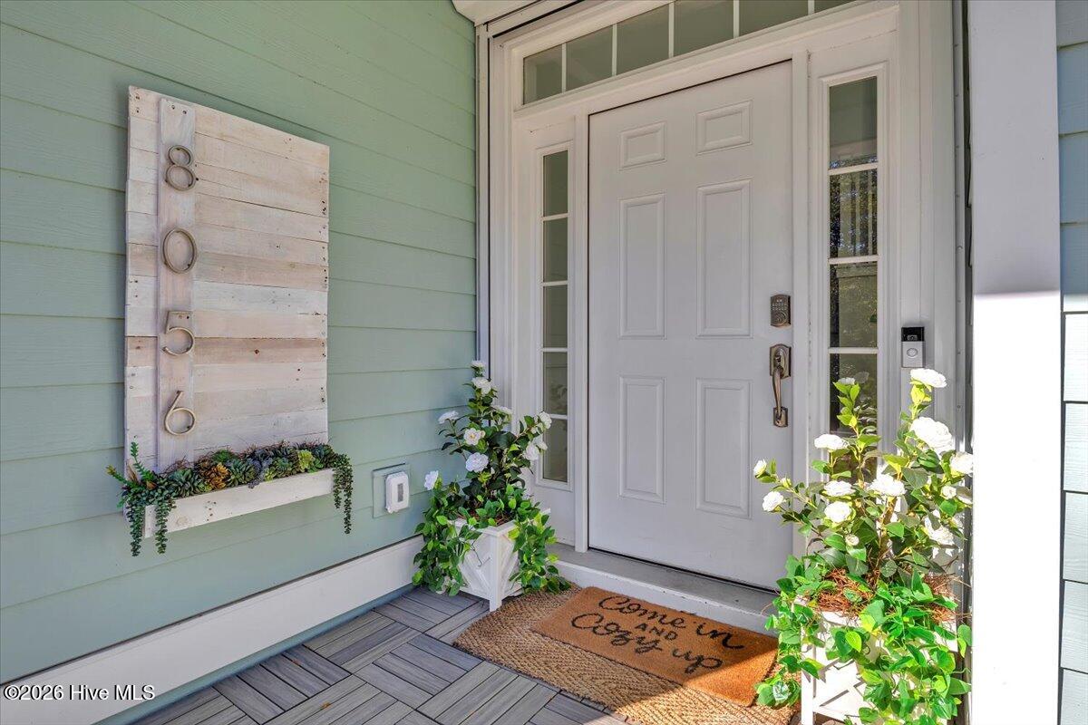 100551826 | Photo 71