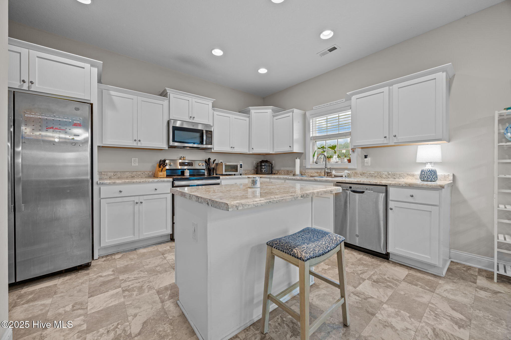 123 Village Creek Drive,Maysville