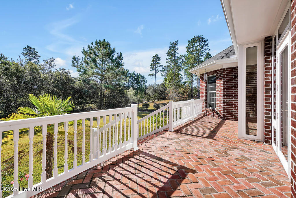 100540084 | Photo 48