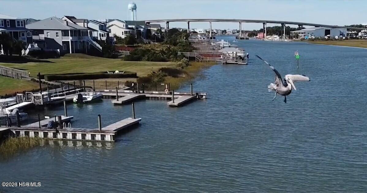 100565083 | Photo 111