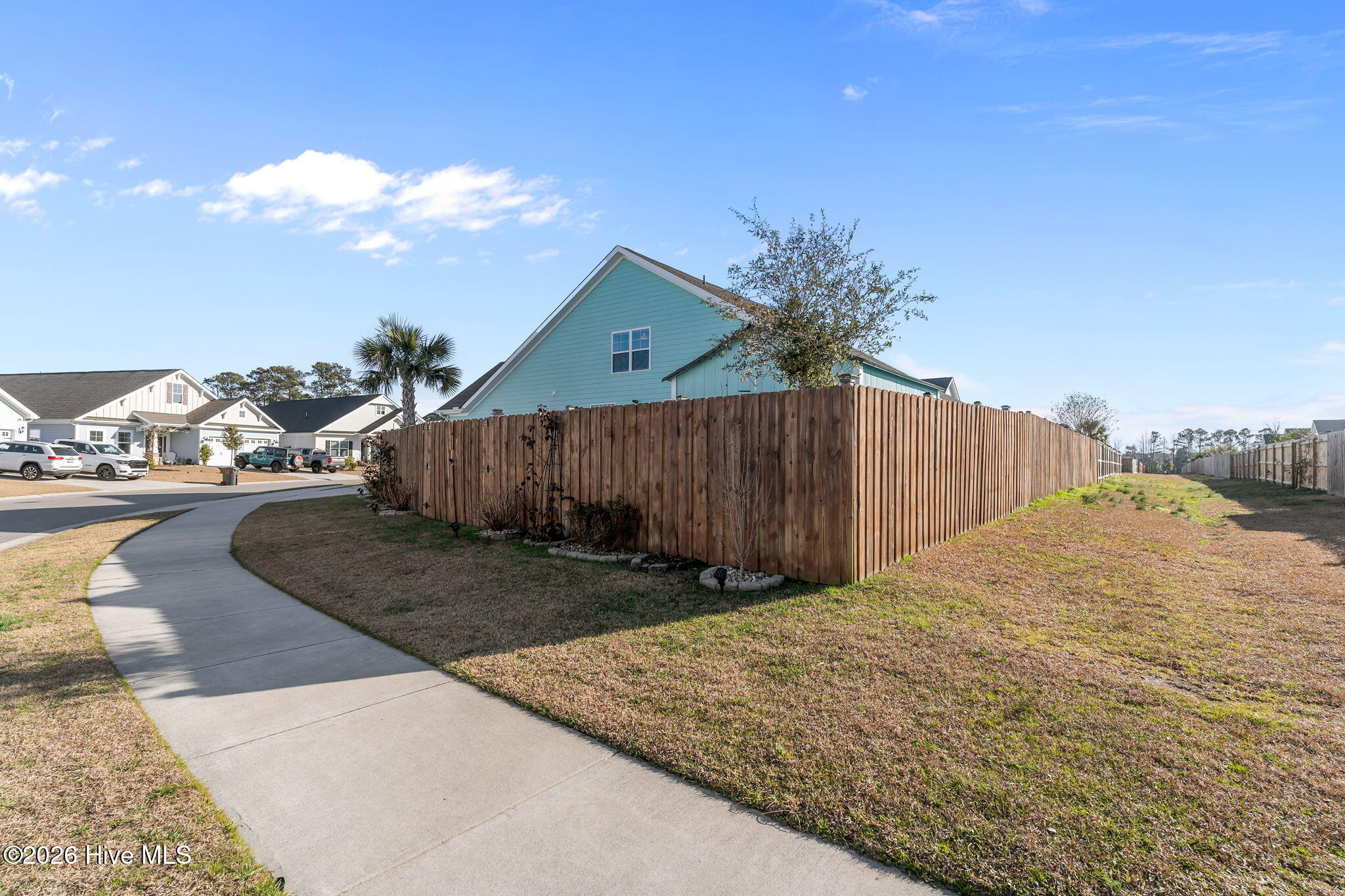 100550760 | Photo 41