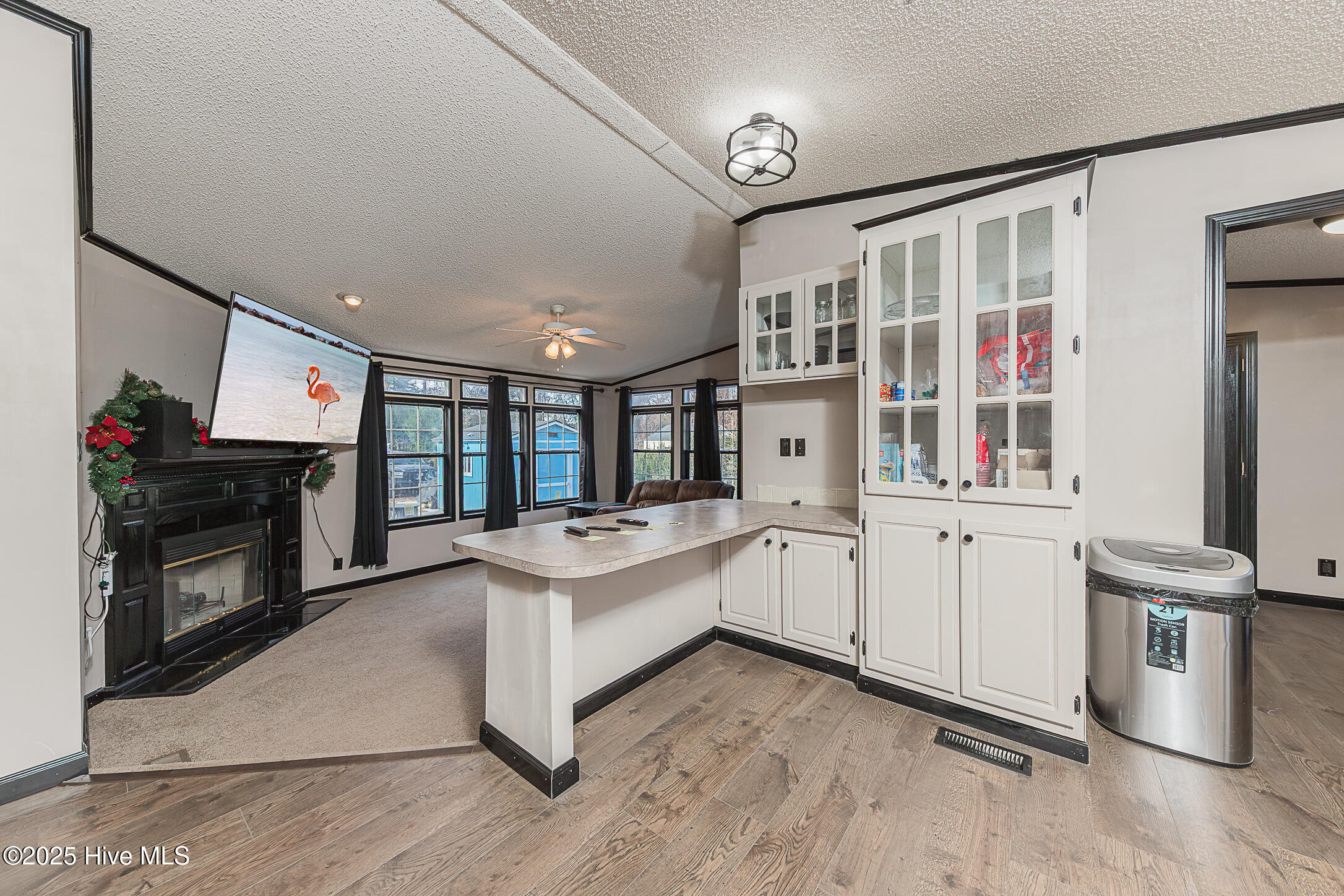 100546784 | Photo 20