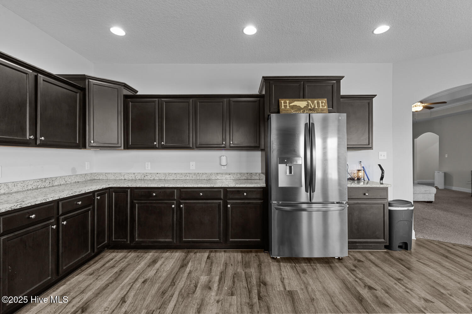 100513271 | Photo 11