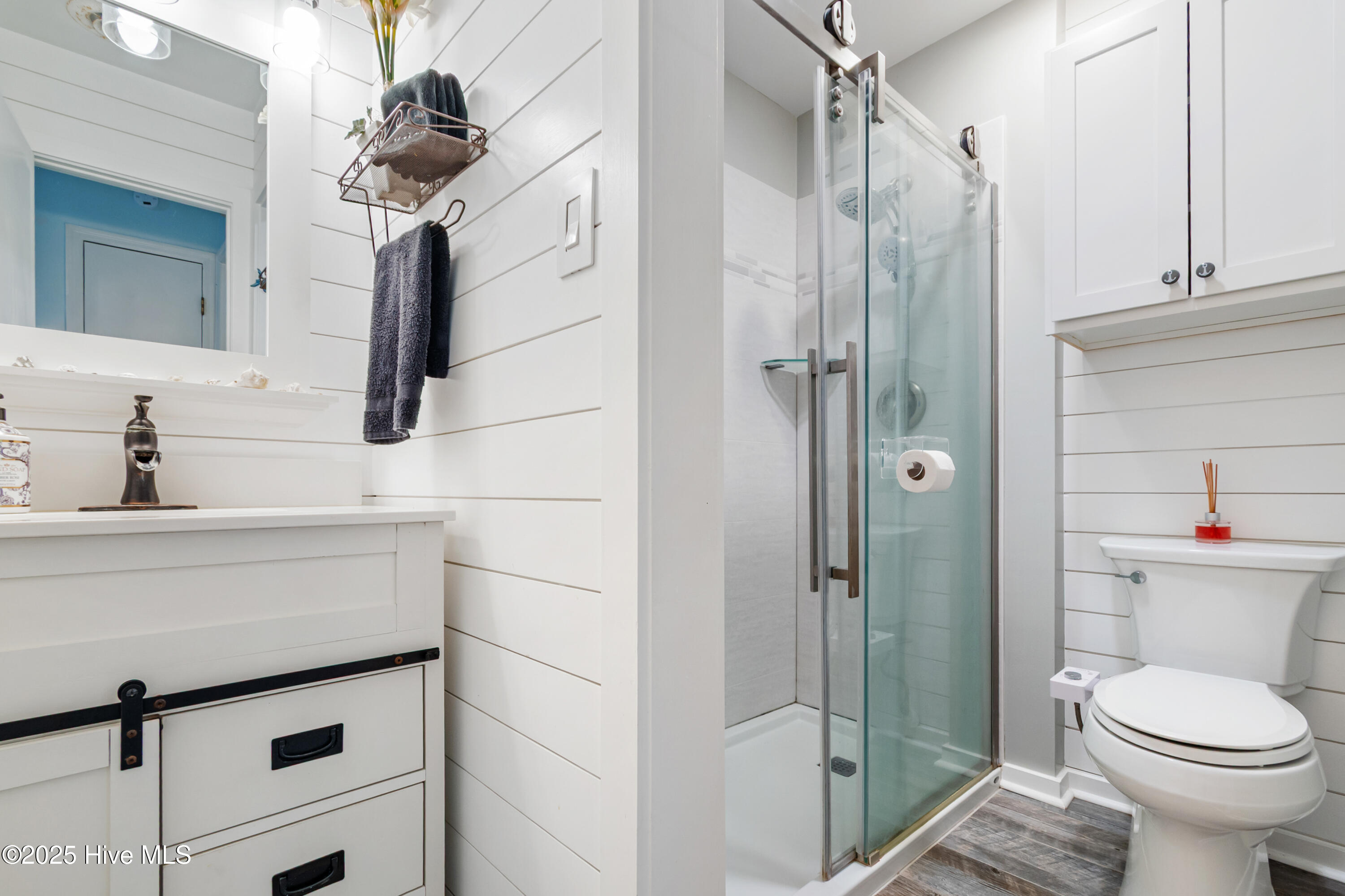 100539702 | Photo 12