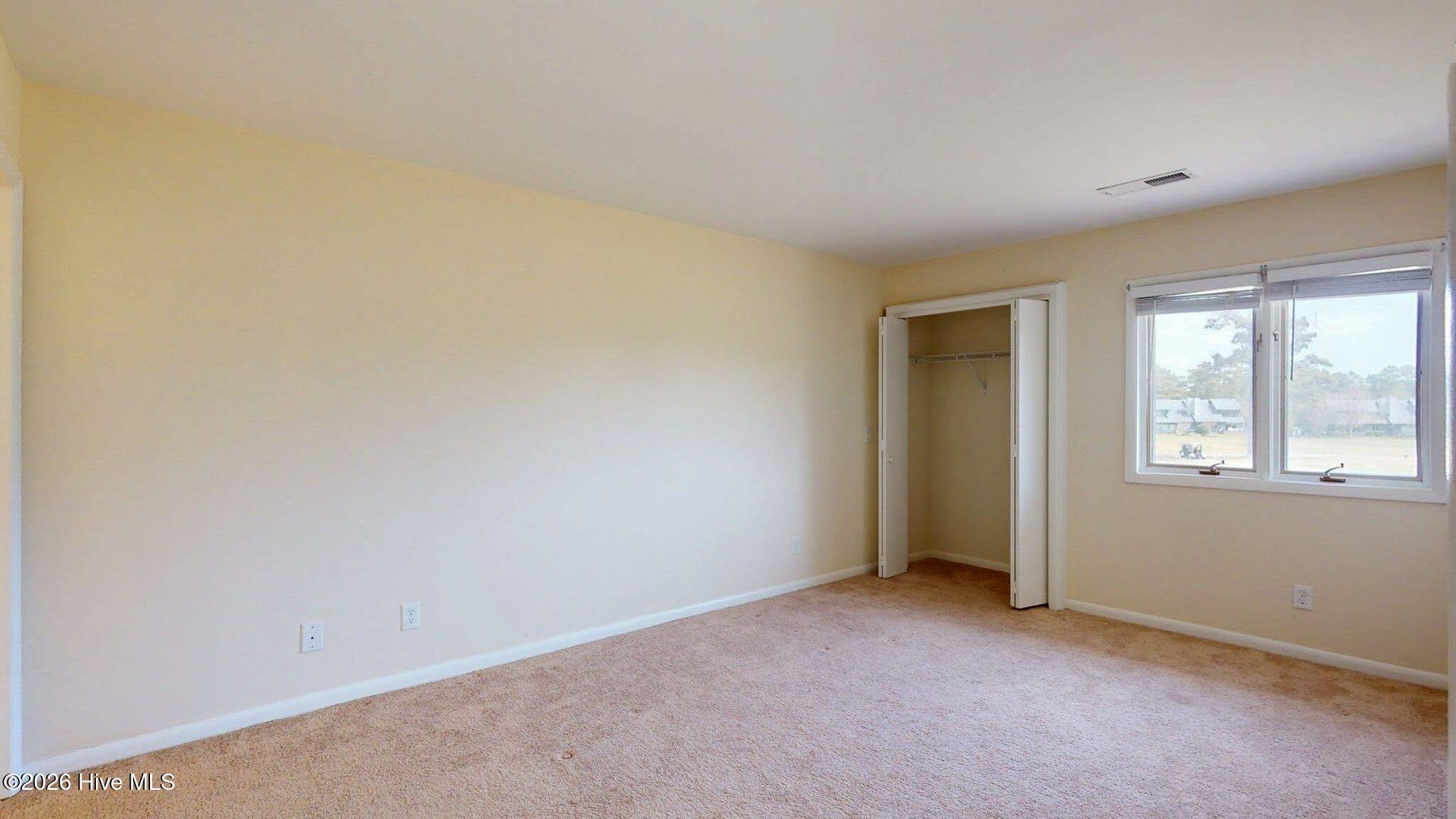 100561610 | Photo 27