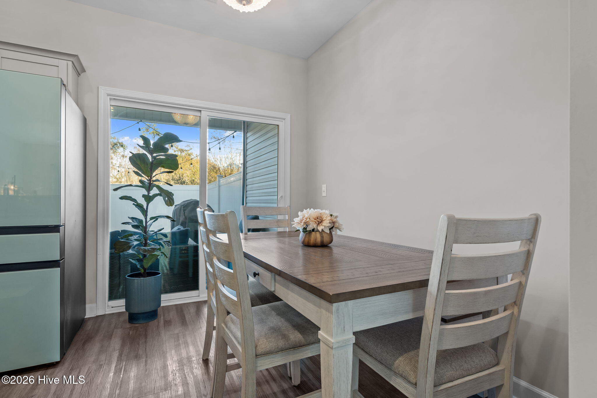 100546881 | Photo 10