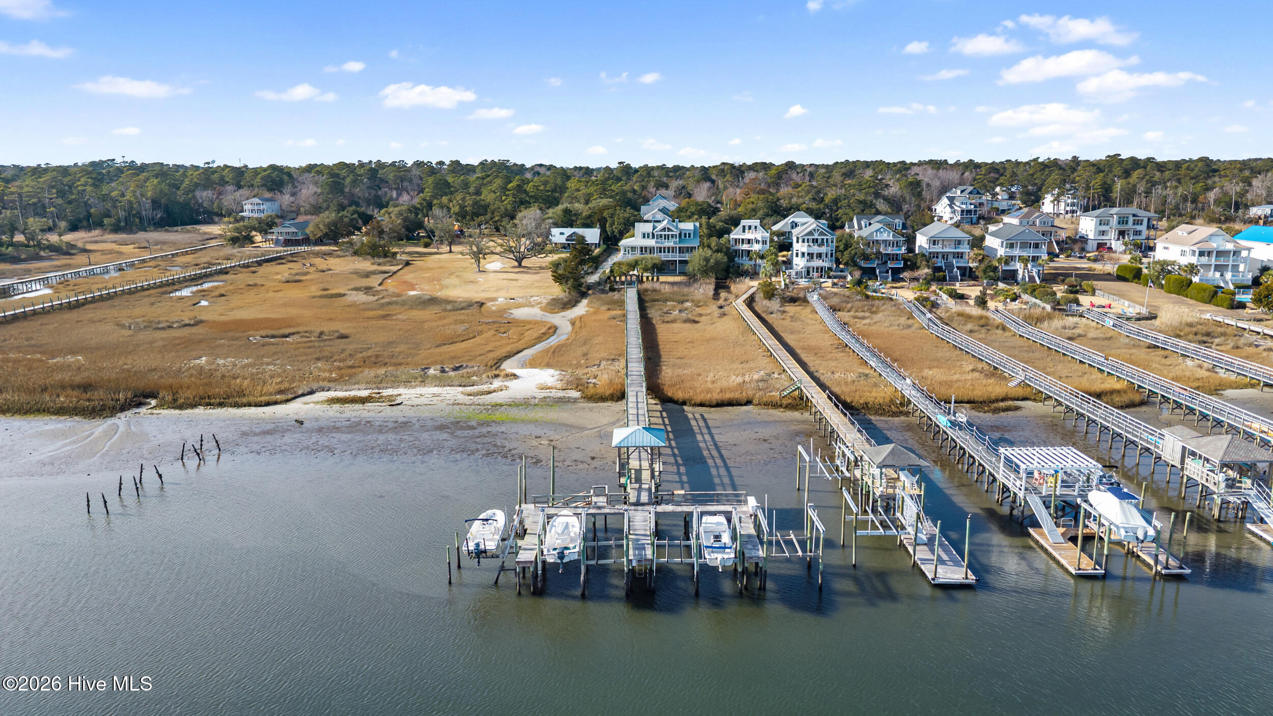 100547349 | Photo 55