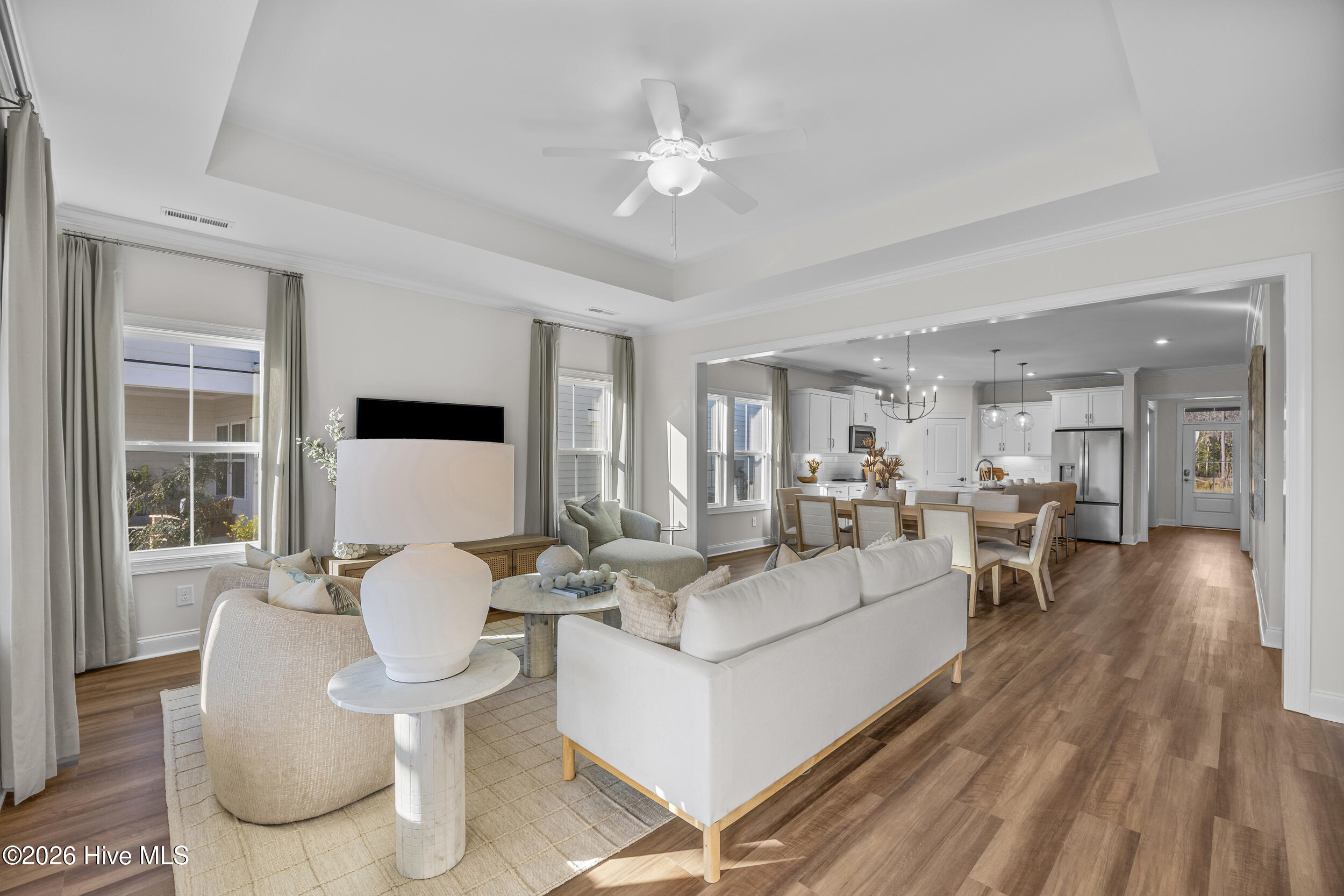 100556247 | Photo 16