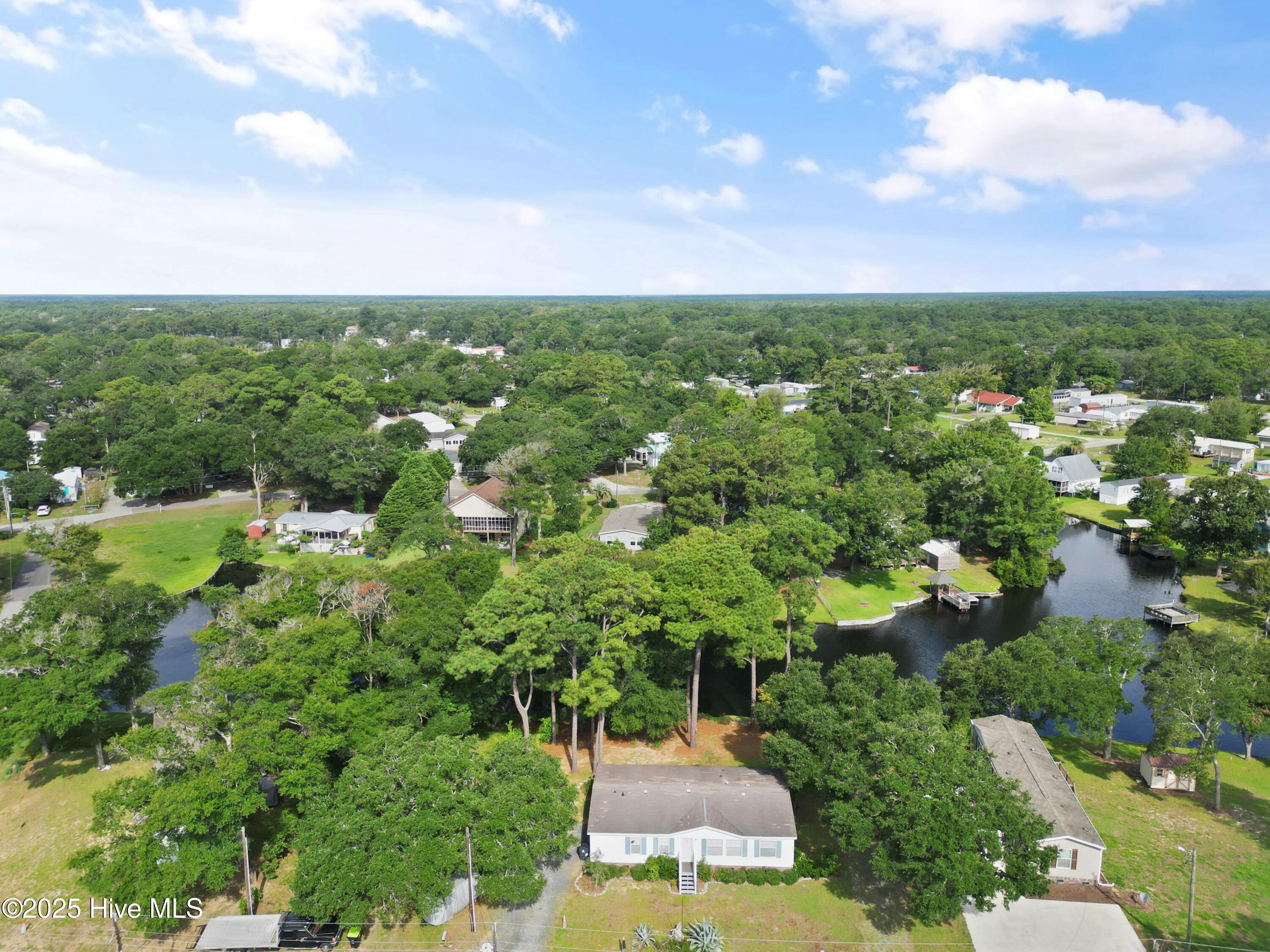 100525388 | Photo 25