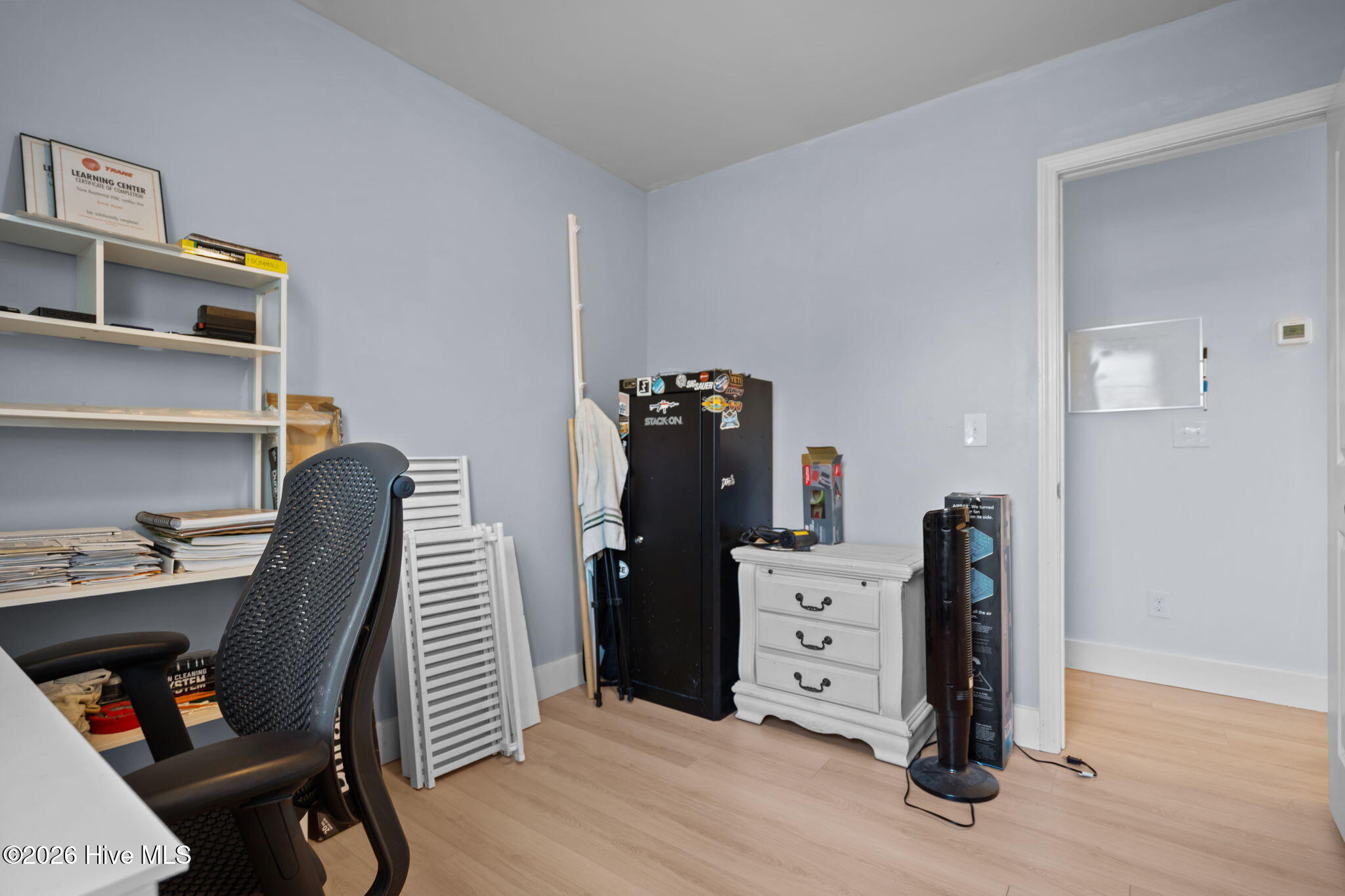 100548368 | Photo 19