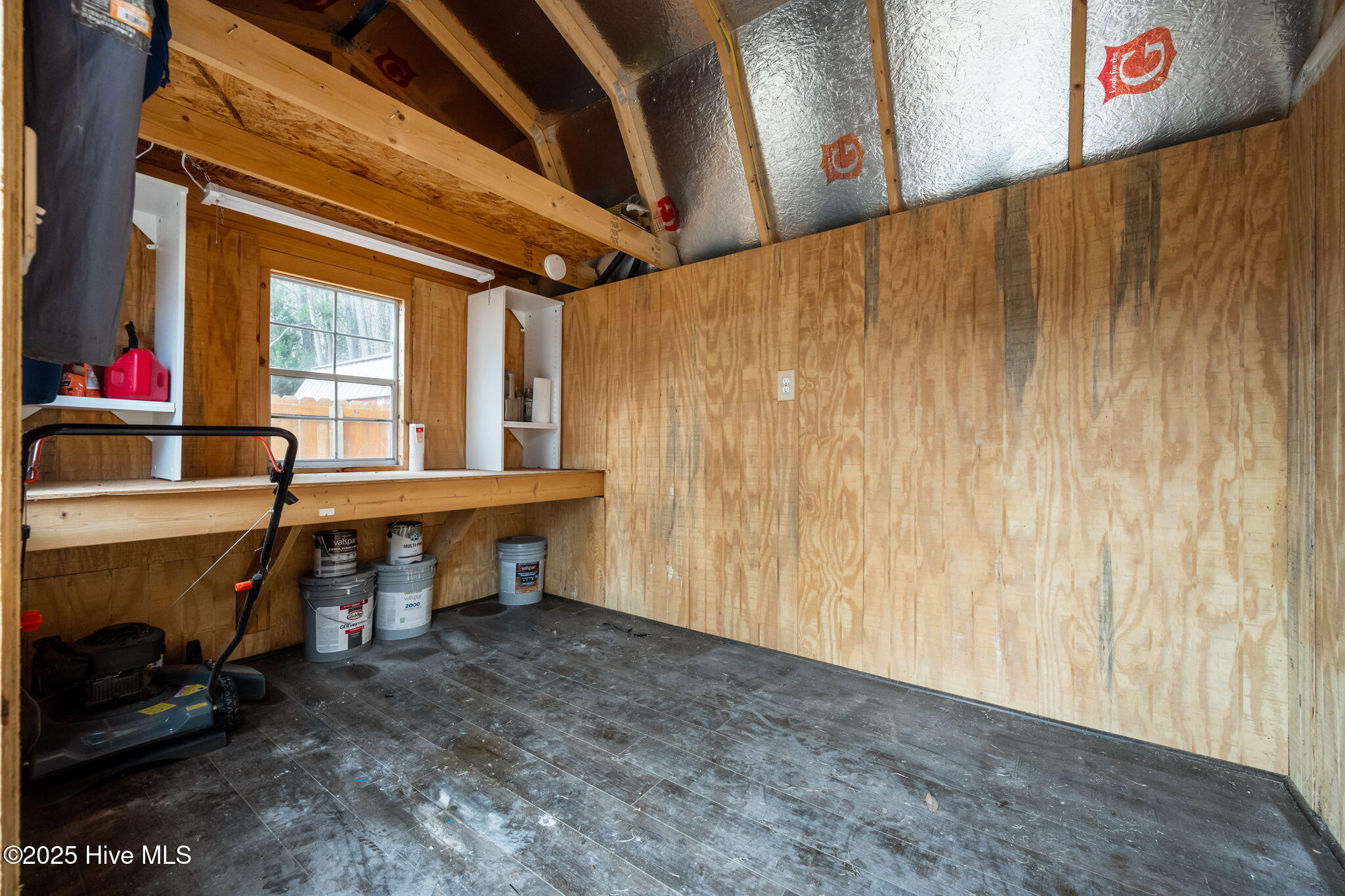 100546672 | Photo 45