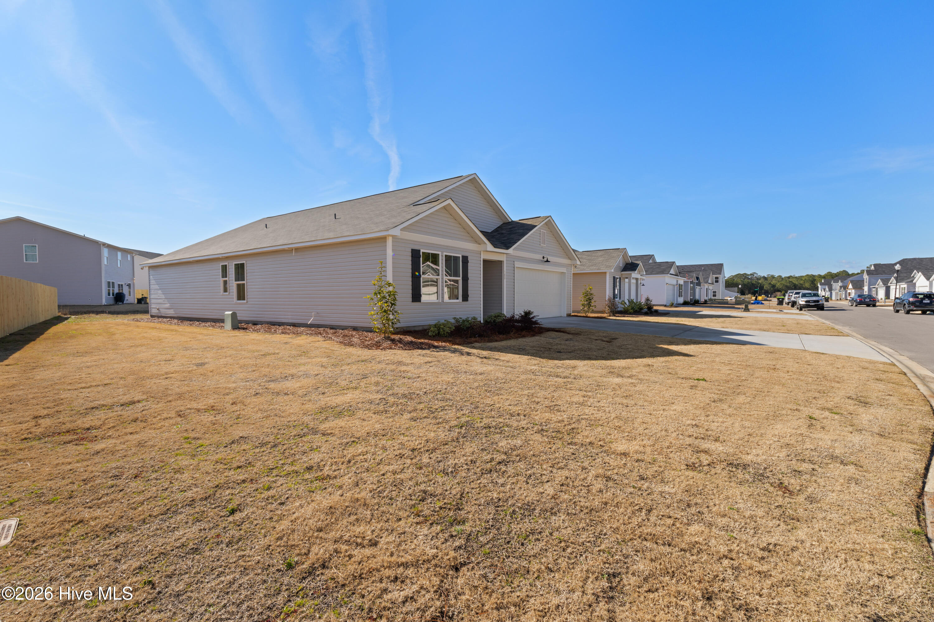 100546479 | Photo 25