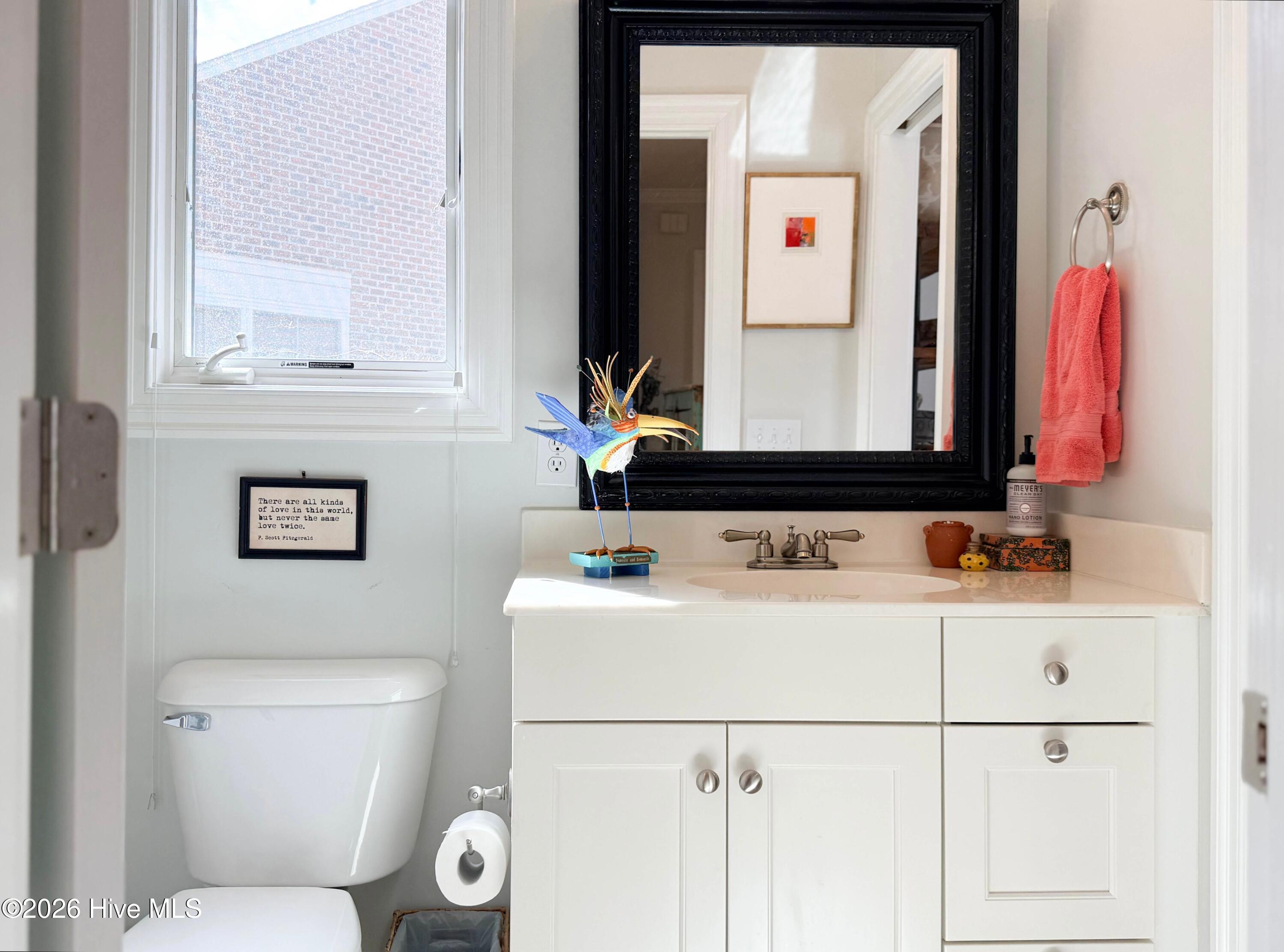 100559415 | Photo 69