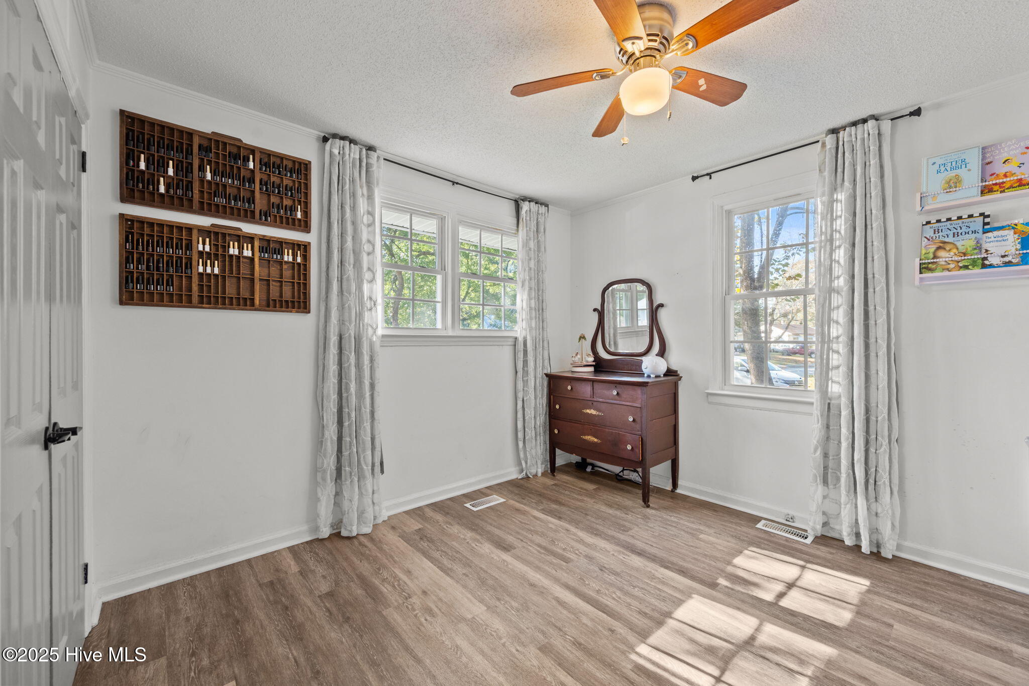 100538692 | Photo 19