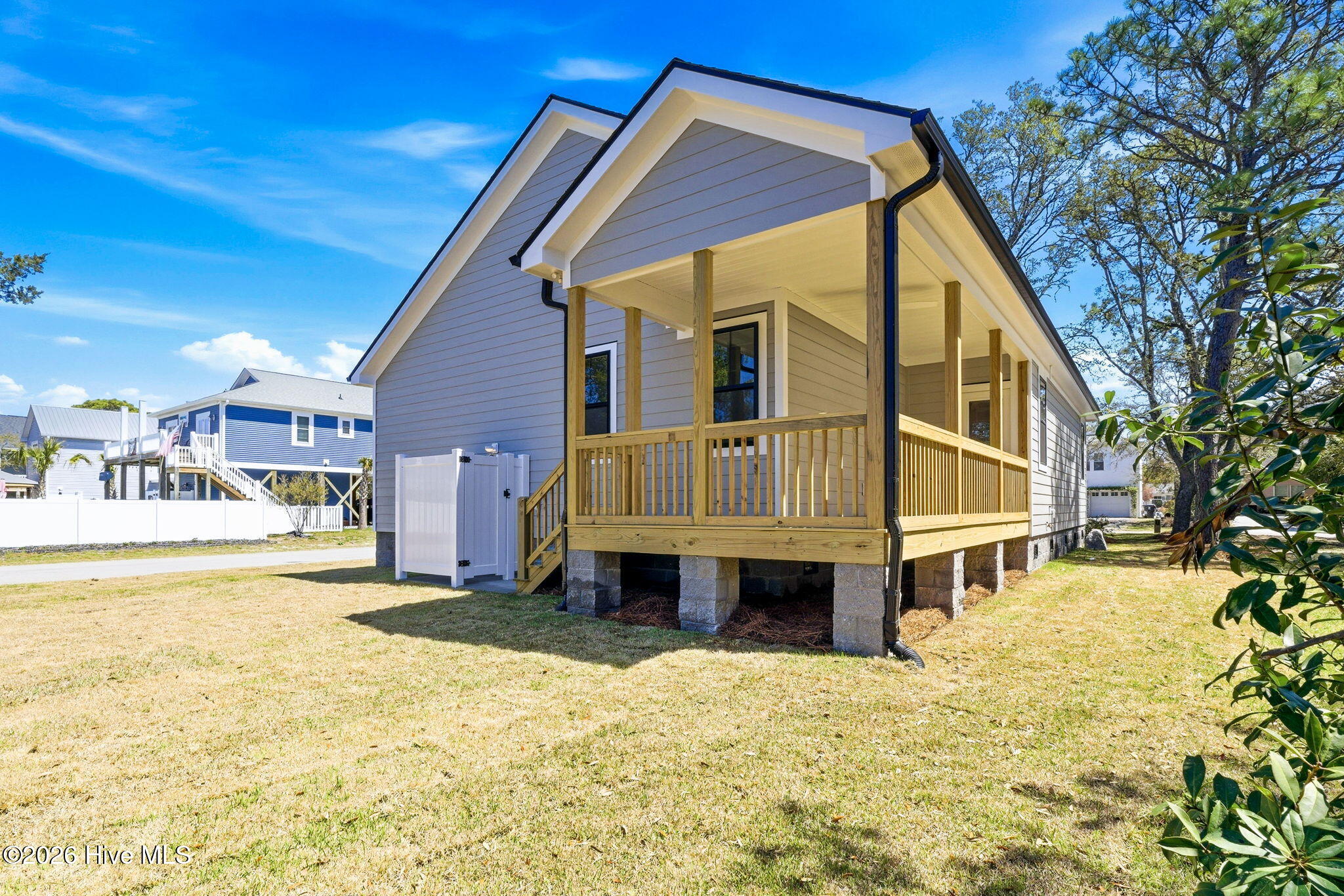 100565030 | Photo 52