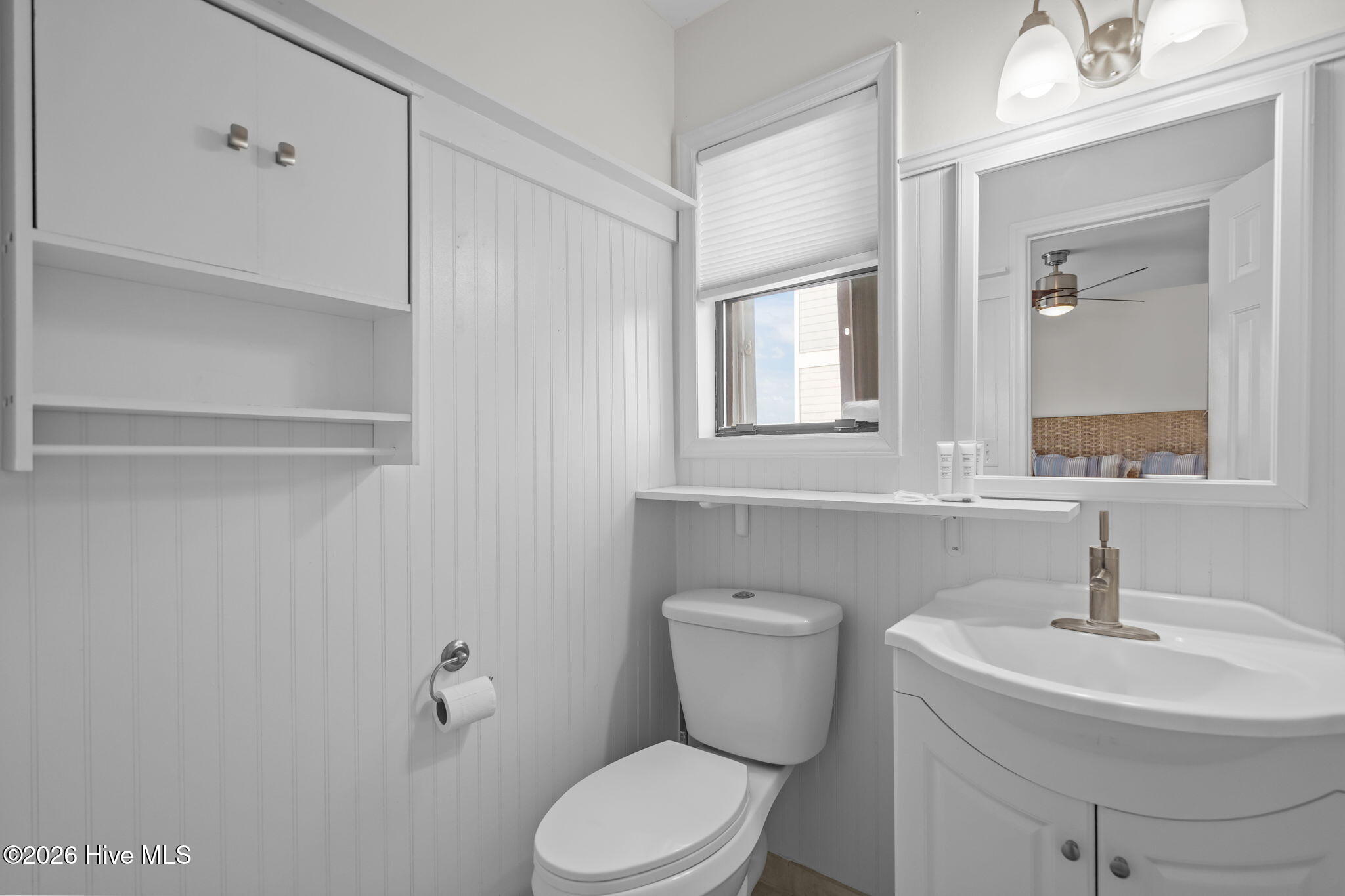 100549615 | Photo 30