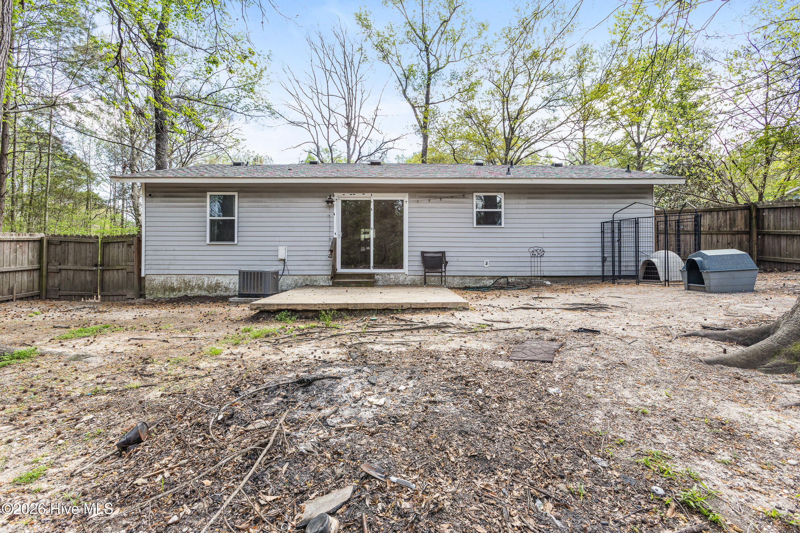 100566968 | Photo 25