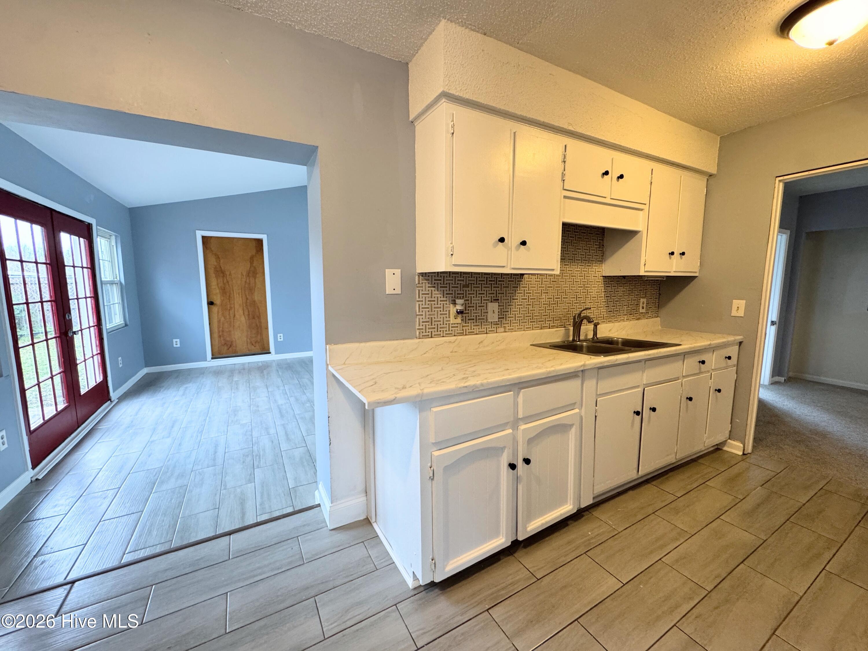 100555957 | Photo 15