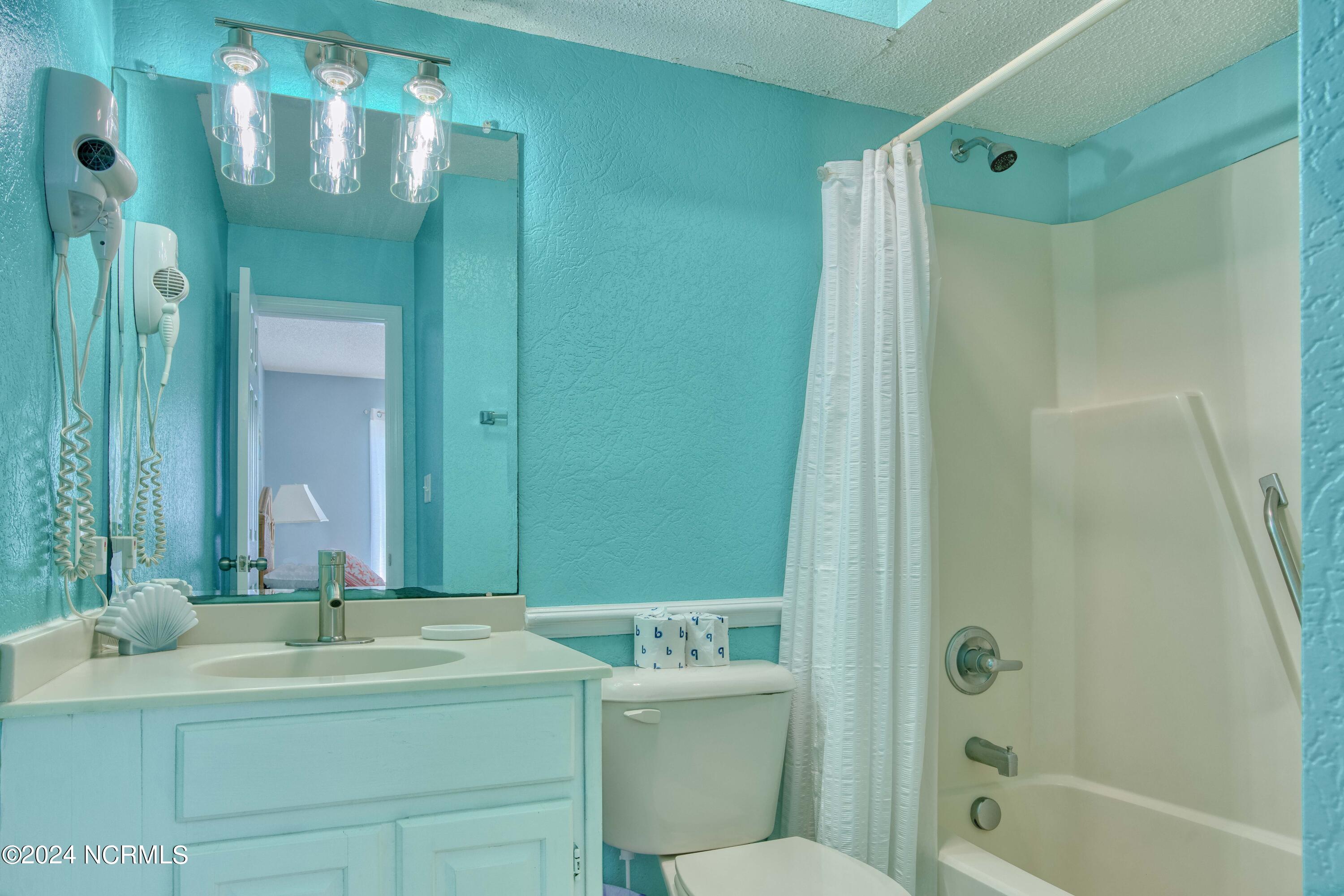 100552498 | Photo 39