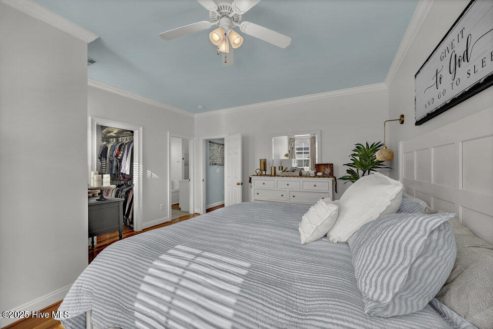 100544972 | Photo 16