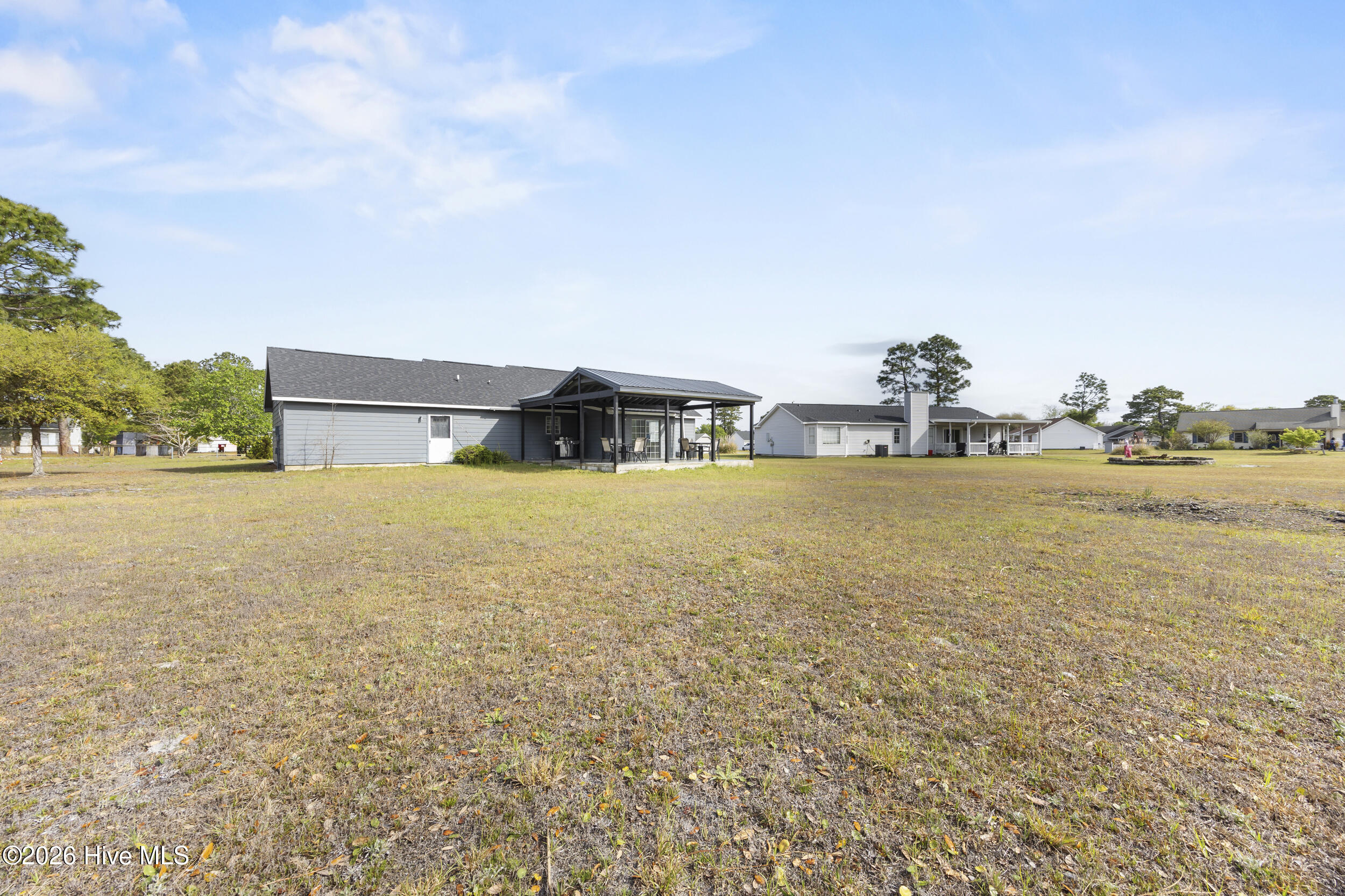 100566189 | Photo 37