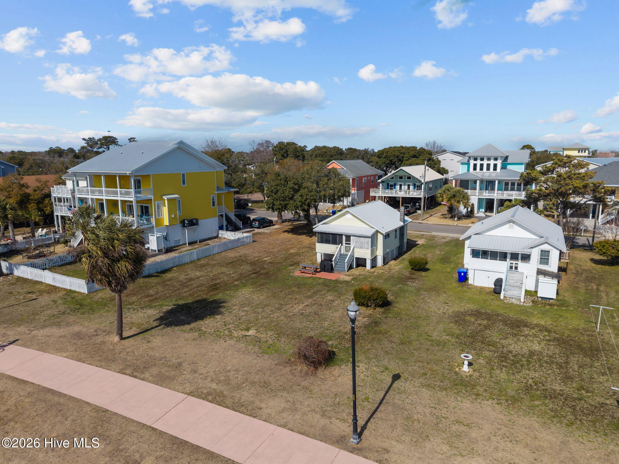 305 Atlanta Avenue, Carolina Beach, NC, 28428