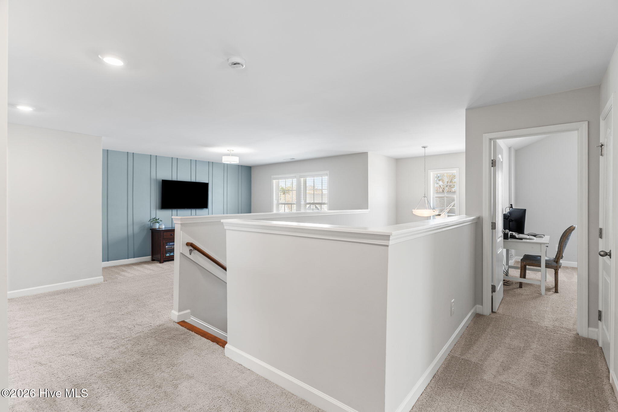 100557383 | Photo 37