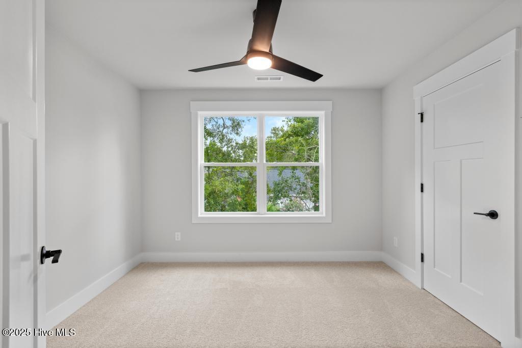 327 S Belvedere Drive, Hampstead, NC 28443 – photo 23: 425A1129