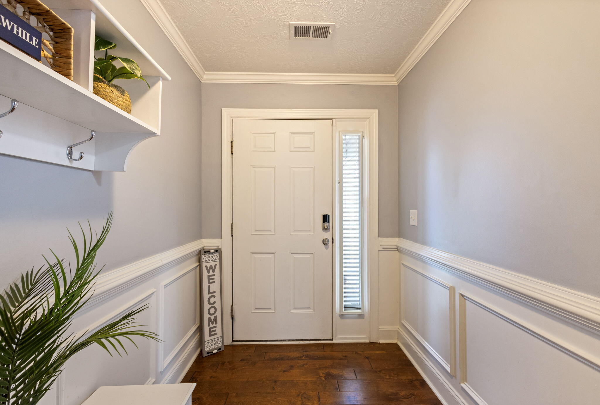 10-web-or-mls-674 Shipley Avenue-37