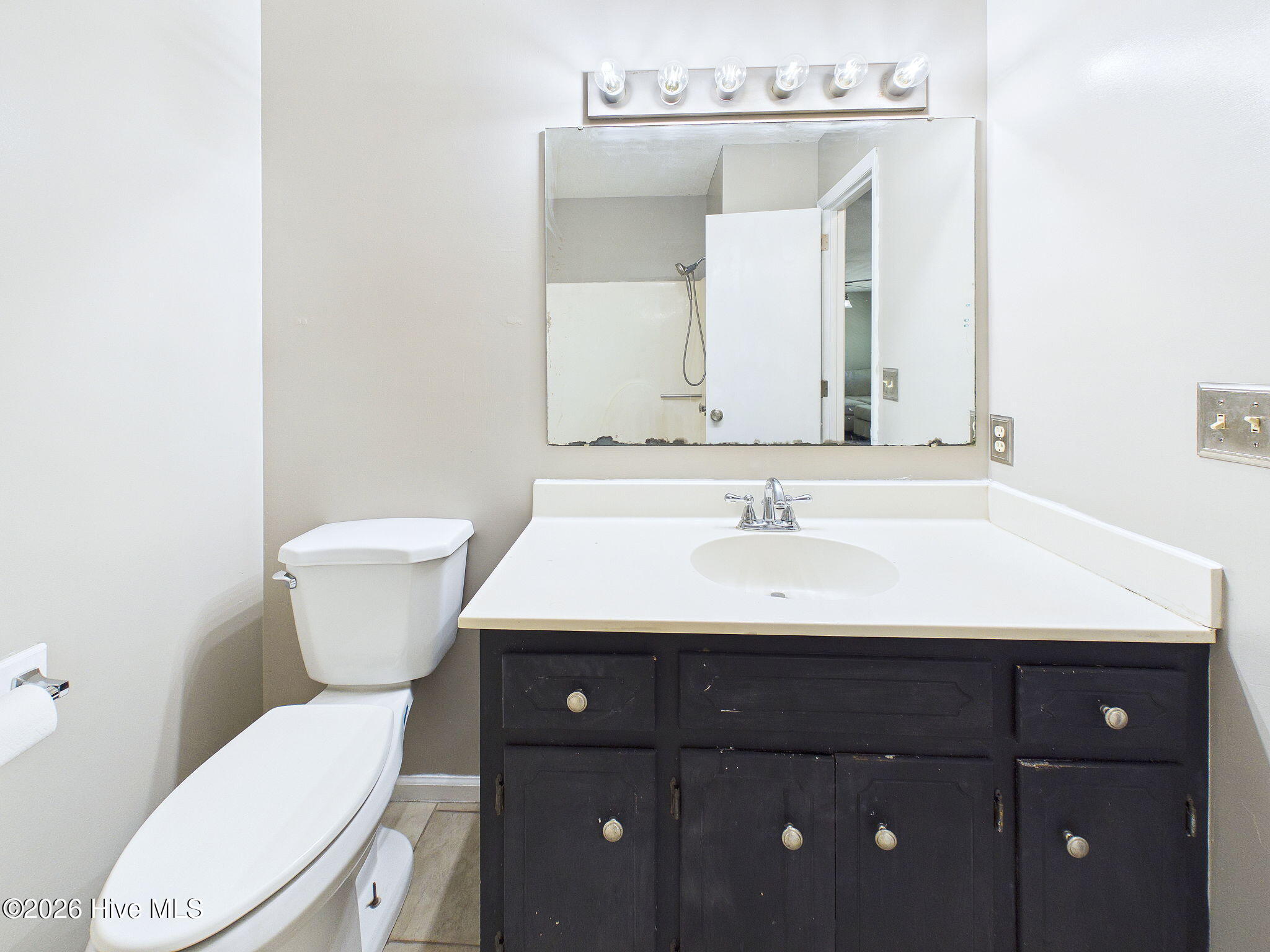 100569518 | Photo 39