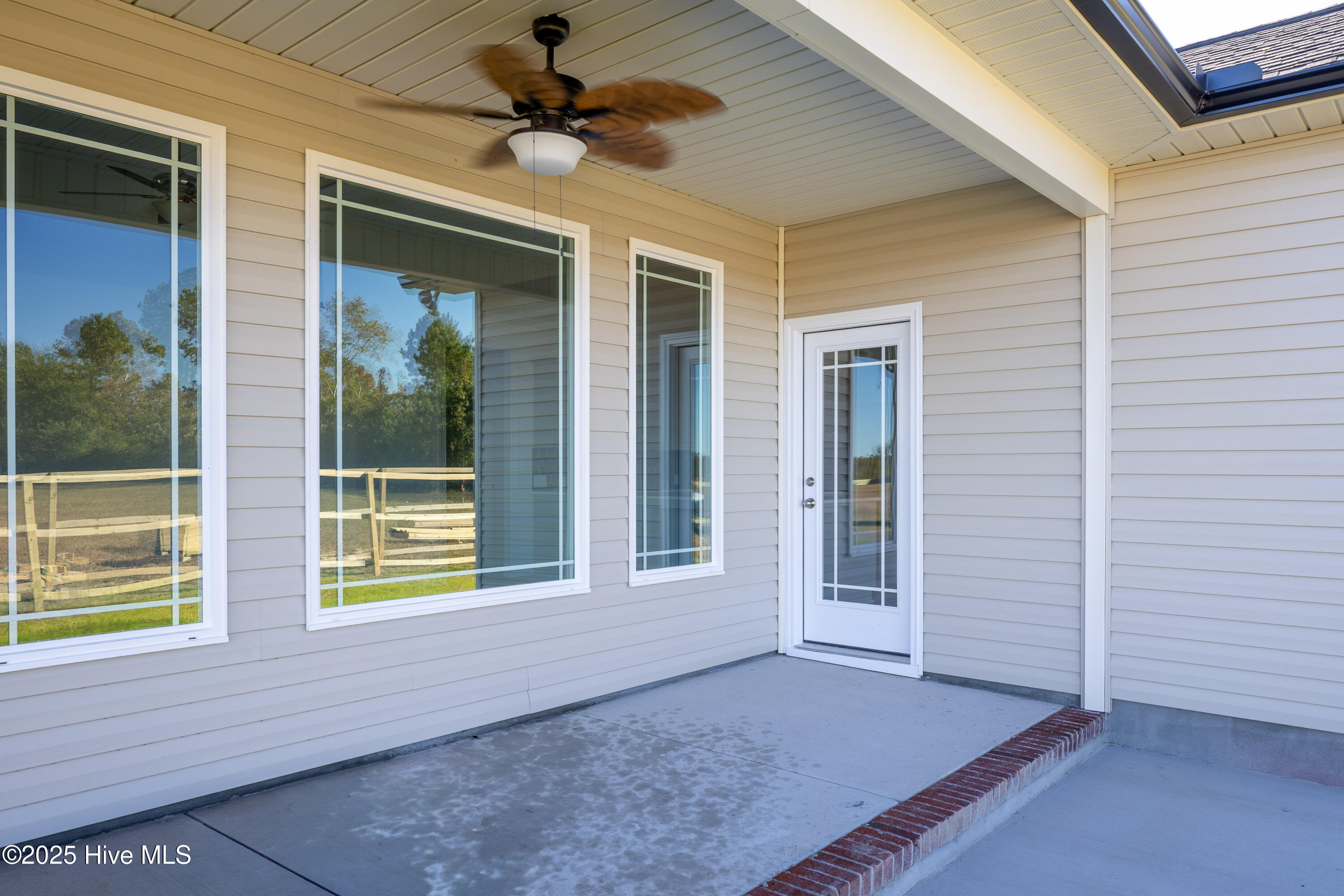 Homes for sale in Clinton, NC | 107 Sunny Acres Ln, Clinton, NC 28328 | MLS# 100539366